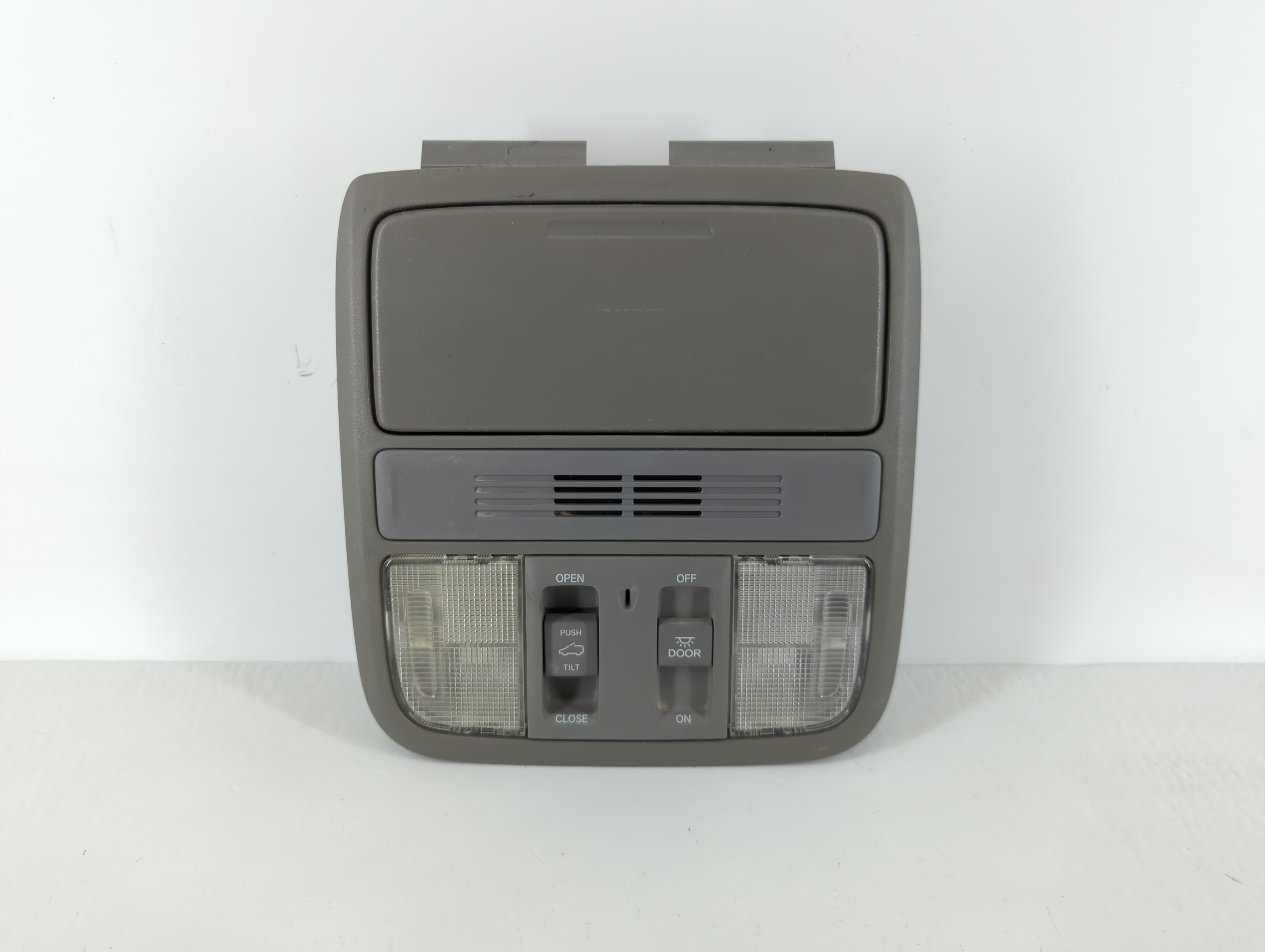 2018 Honda Cr-v Overhead Roof Console 1111174 - Oemusedautoparts1.com