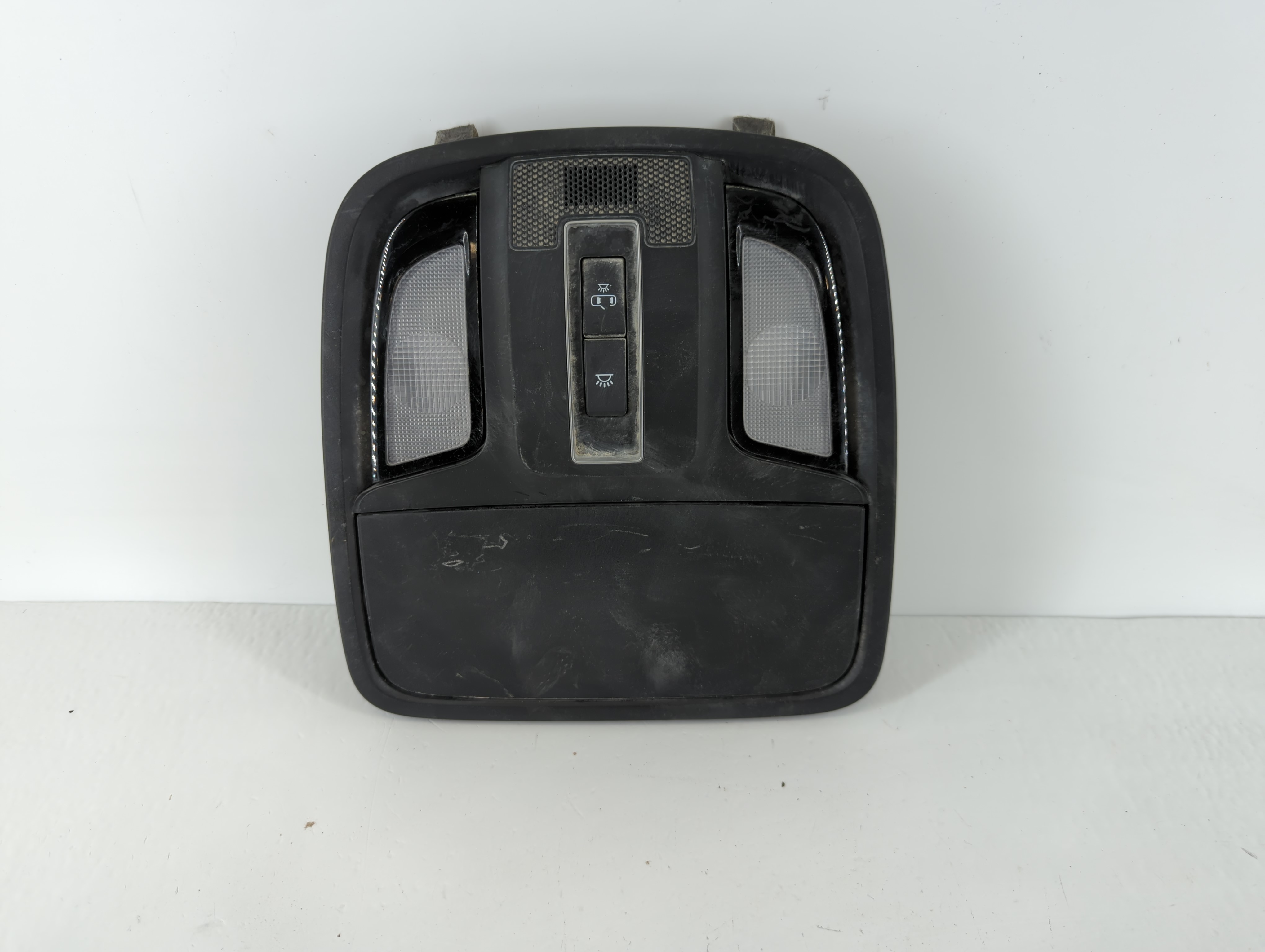 2017 Kia Sorento Overhead Roof Console 1111178 - Oemusedautoparts1.com