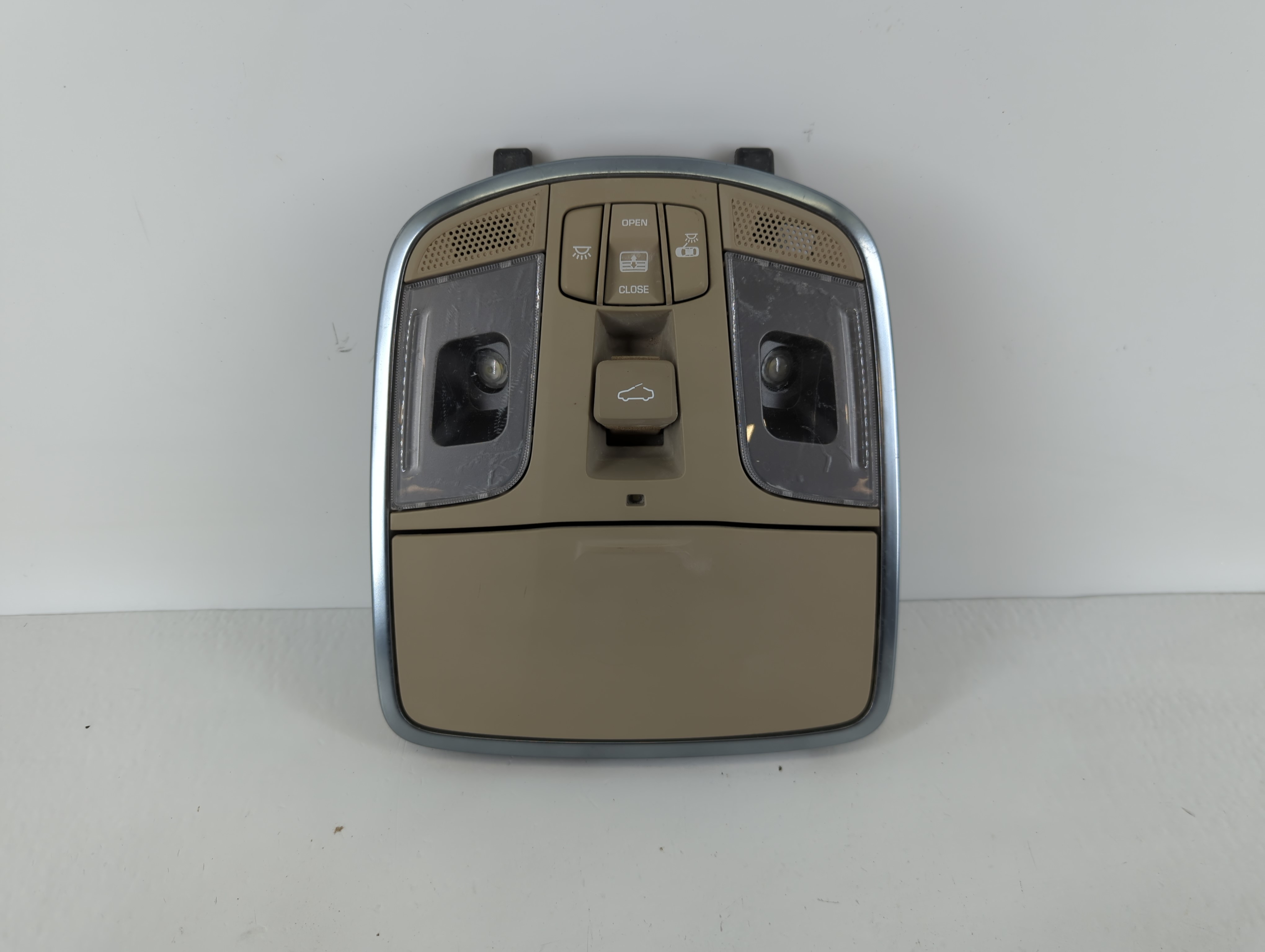 2013 Hyundai Sonata Overhead Roof Console 1111179 - Oemusedautoparts1.com