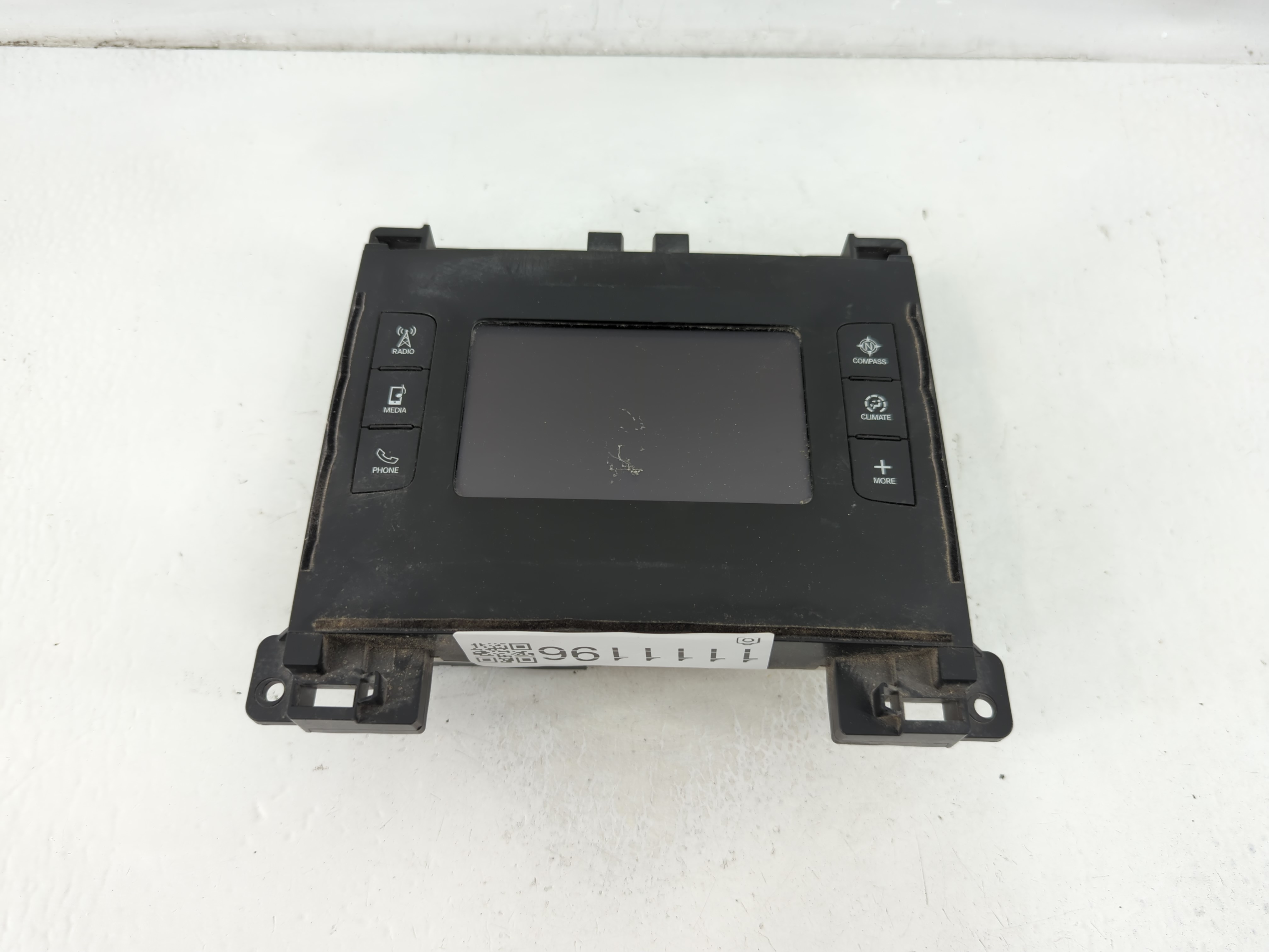2017-2017 Dodge Challenger Am Fm Cd Player Radio Receiver 1111196 - Oemusedautoparts1.com
