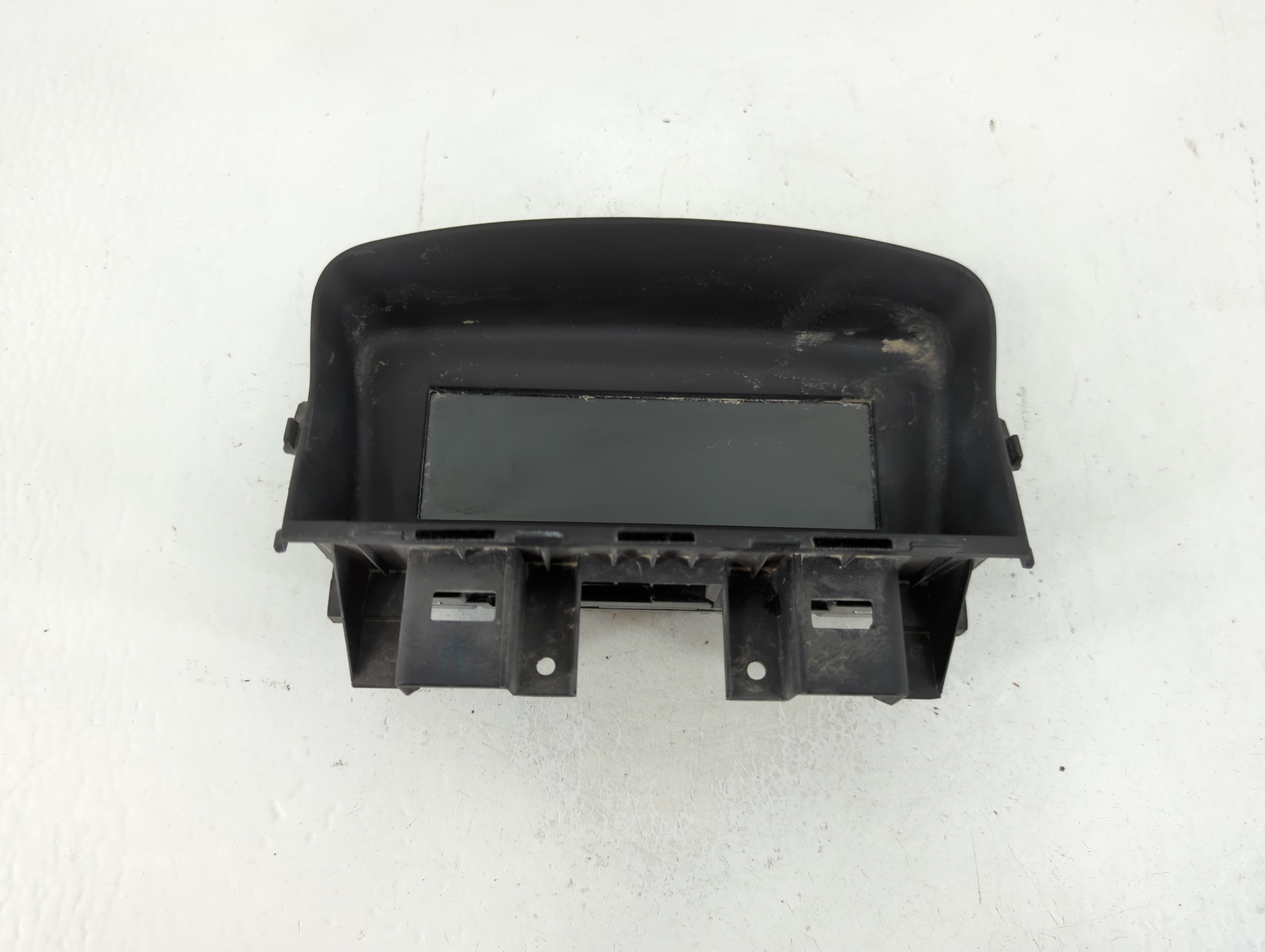 2011-2011 Chevrolet Cruze Information Display Screen 1111198 - Oemusedautoparts1.com