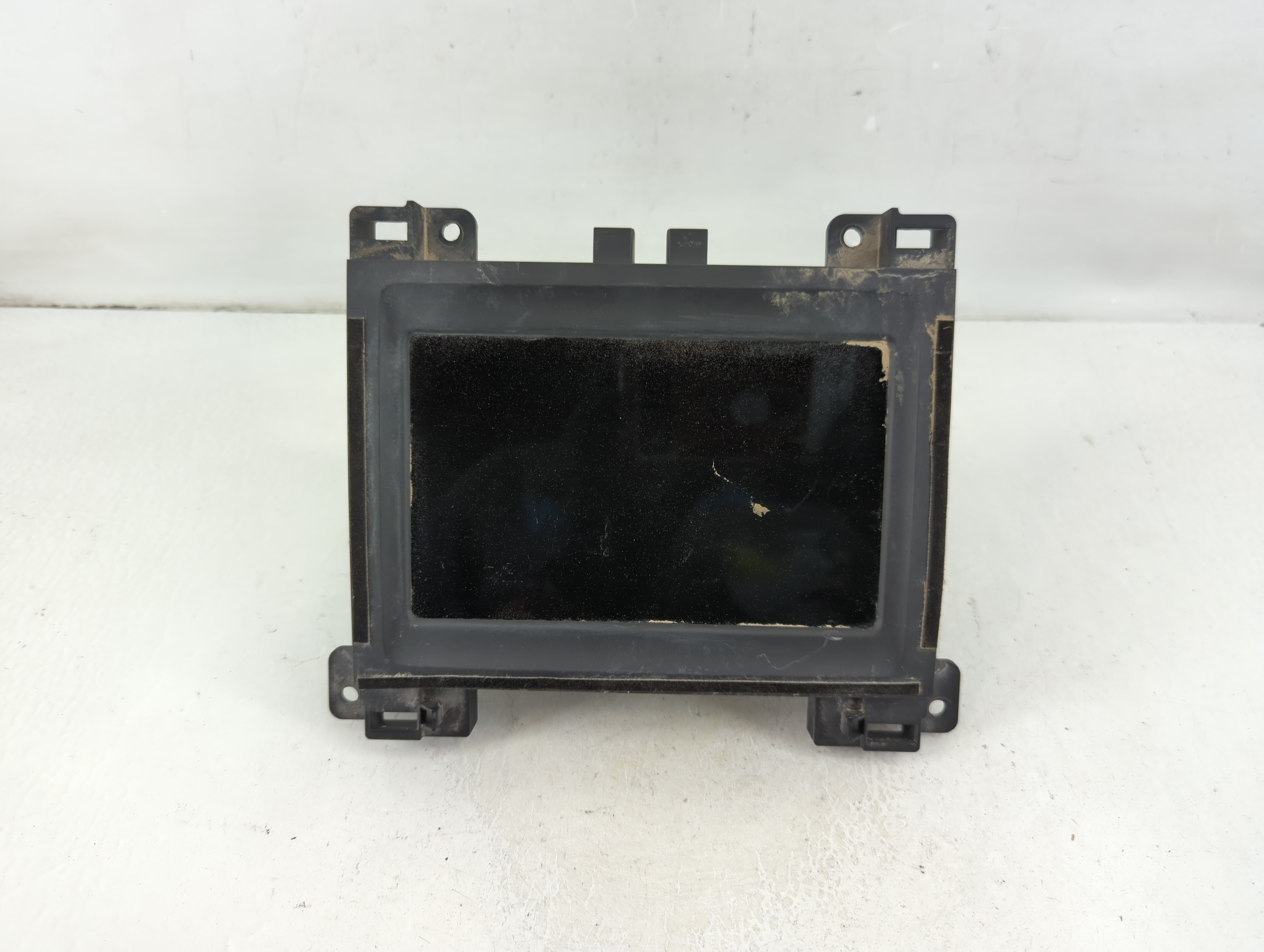 2017-2022 Dodge Challenger Am Fm Cd Player Radio Receiver 1111225 - Oemusedautoparts1.com