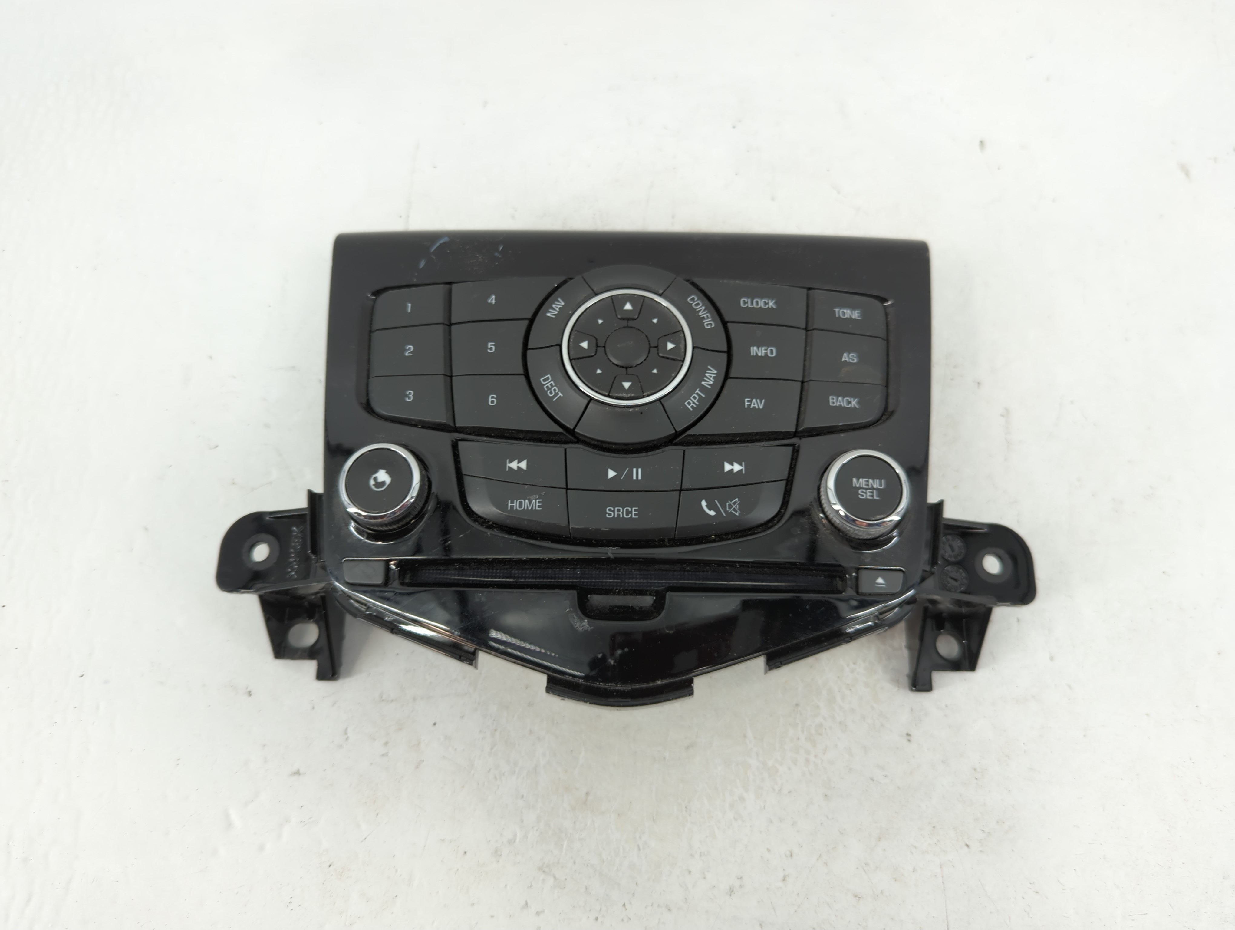 2016-2016 Chevrolet Cruze Am Fm Cd Player Radio Receiver 1111245 - Oemusedautoparts1.com