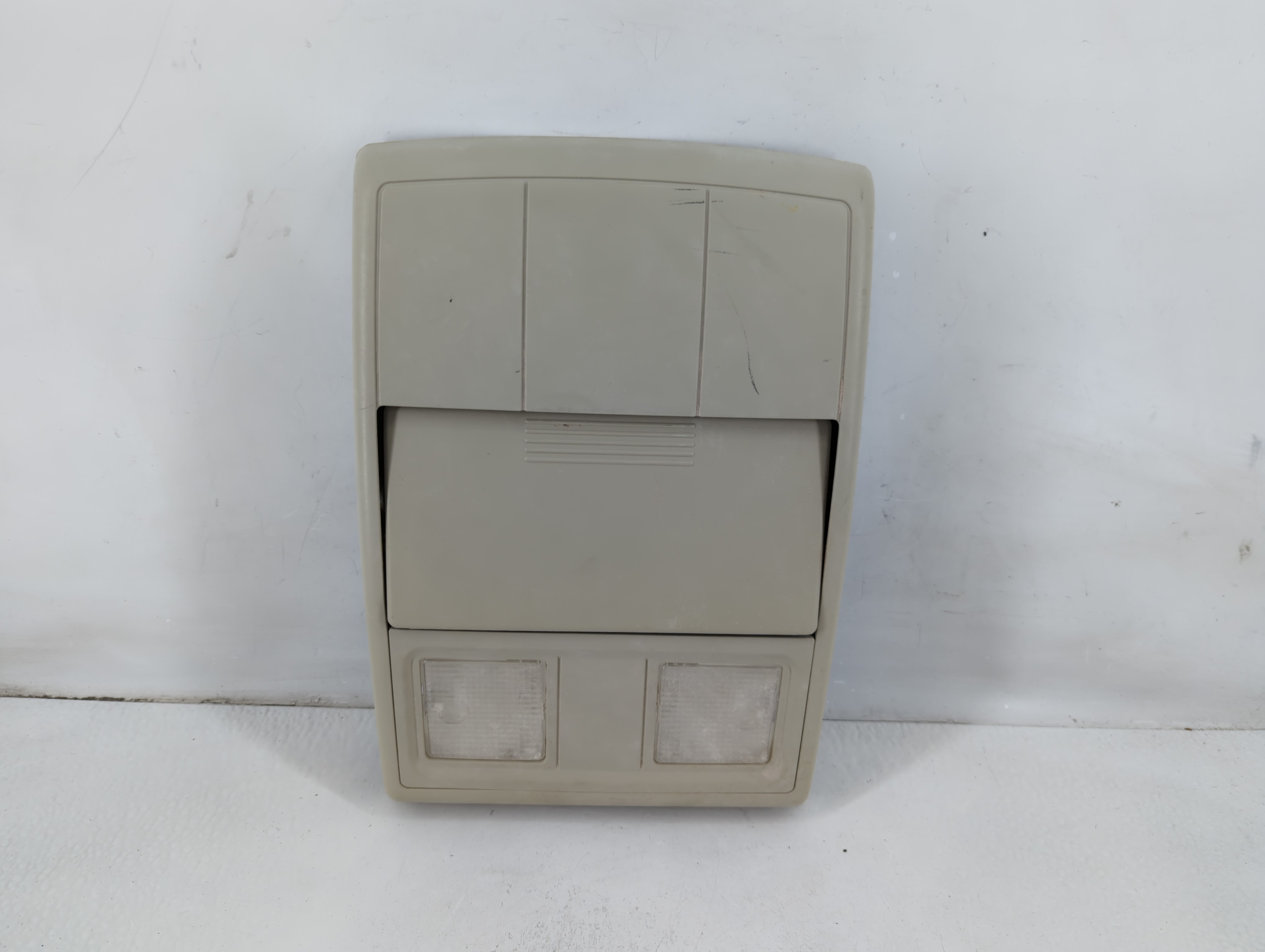 2015 Dodge Journey Overhead Roof Console 1111255 - Oemusedautoparts1.com