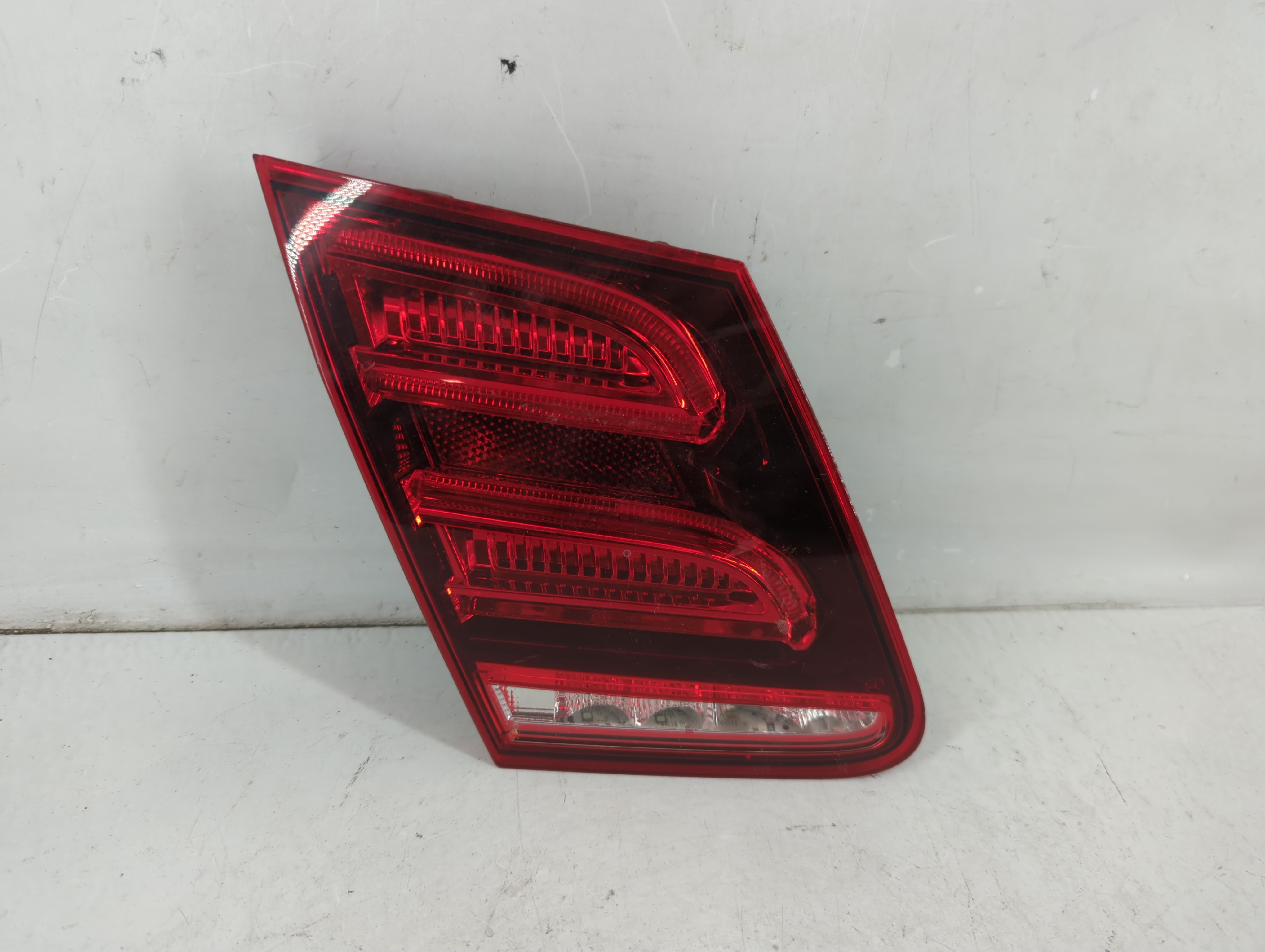 2014 Mercedes-benz E350 Passenger Right Side Tail Light Taillight Oem 1111259 - Oemusedautoparts1.com