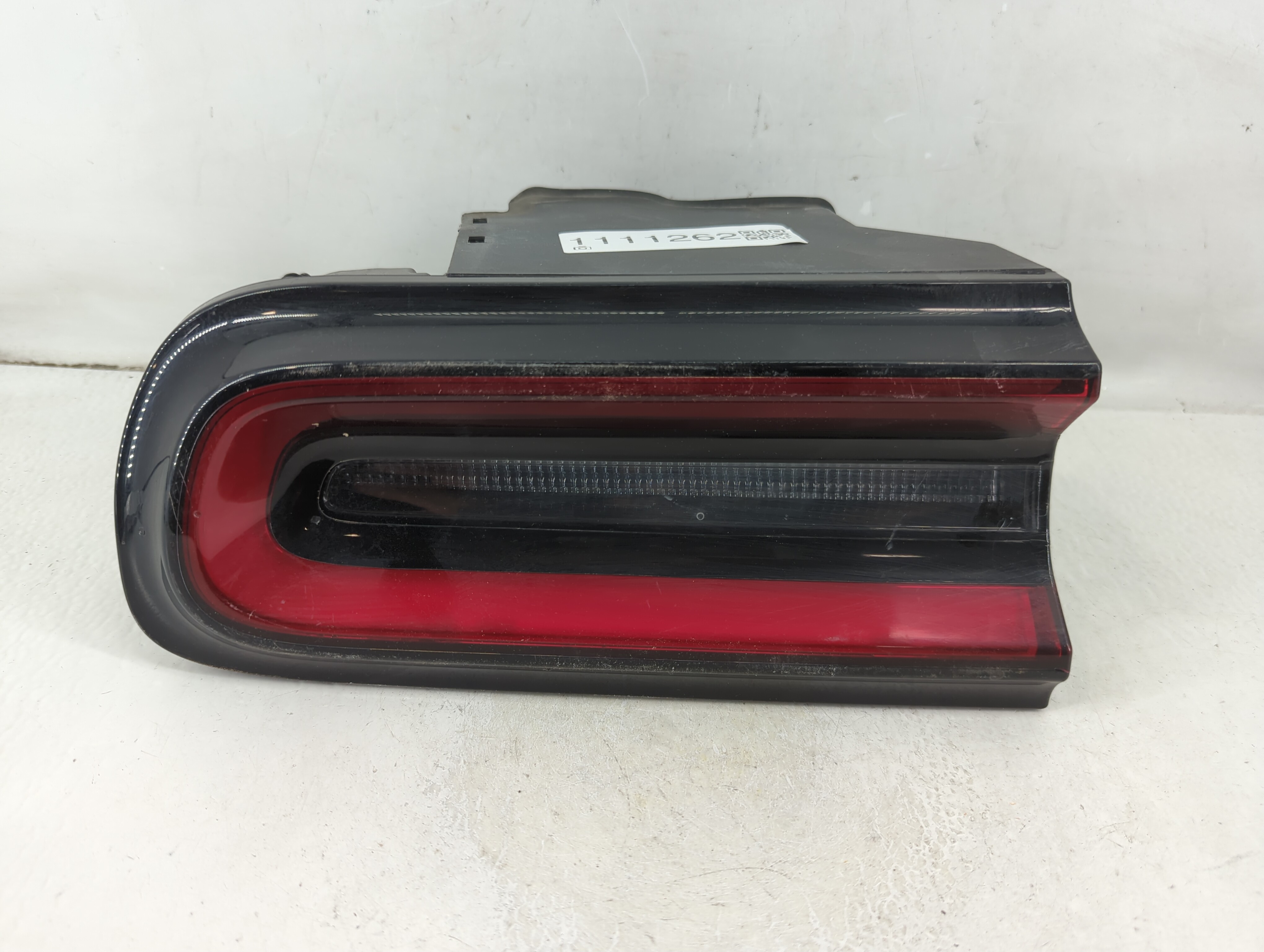 2015-2022 Dodge Challenger Driver Left Side Tail Light Taillight Oem 1111262 - Oemusedautoparts1.com
