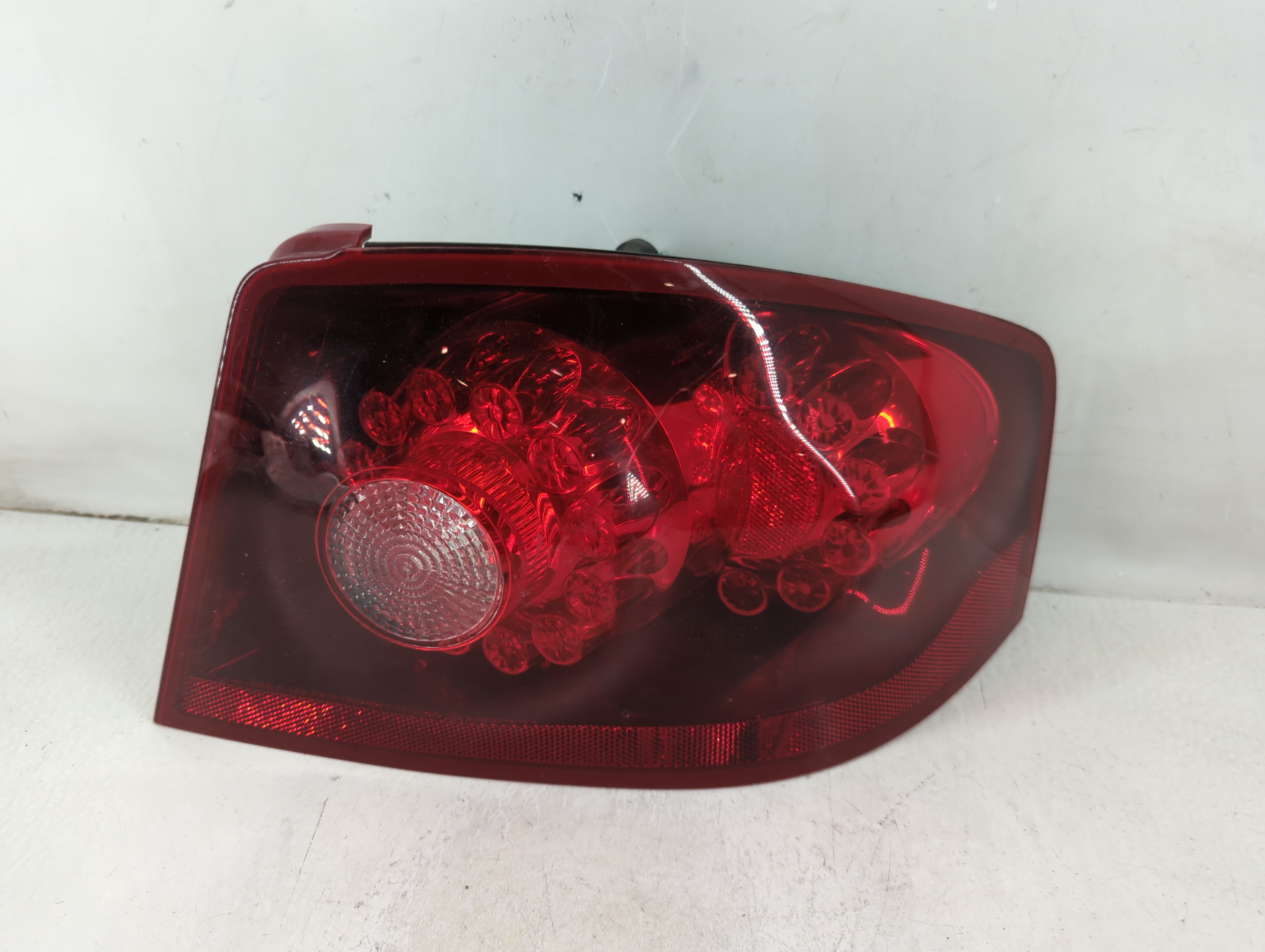 2011-2014 Dodge Avenger Passenger Right Side Tail Light Taillight Oem 1111273 - Oemusedautoparts1.com