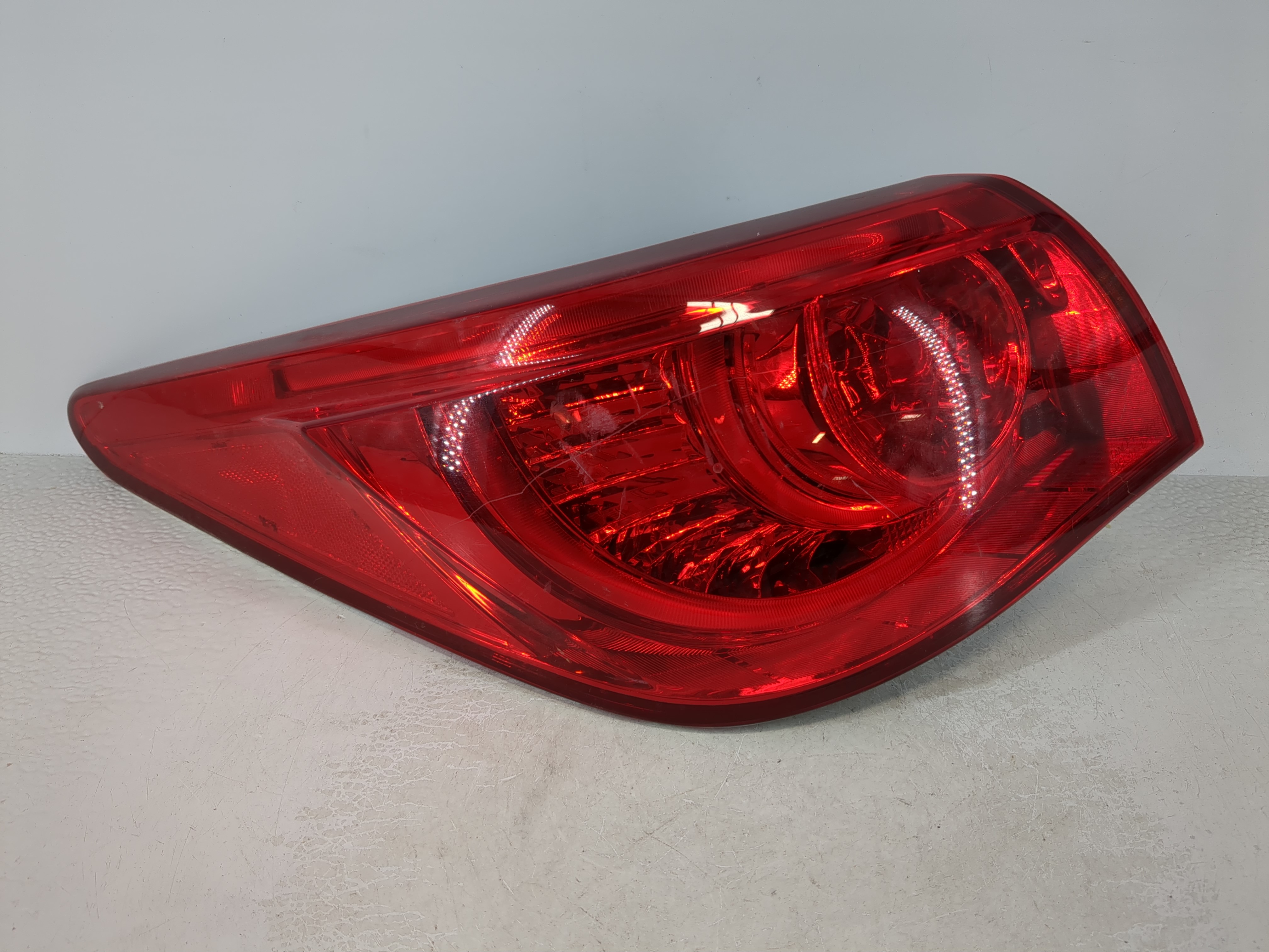 2016-2017 Infiniti Q50 Passenger Right Side Tail Light Taillight Oem 1111304 - Oemusedautoparts1.com