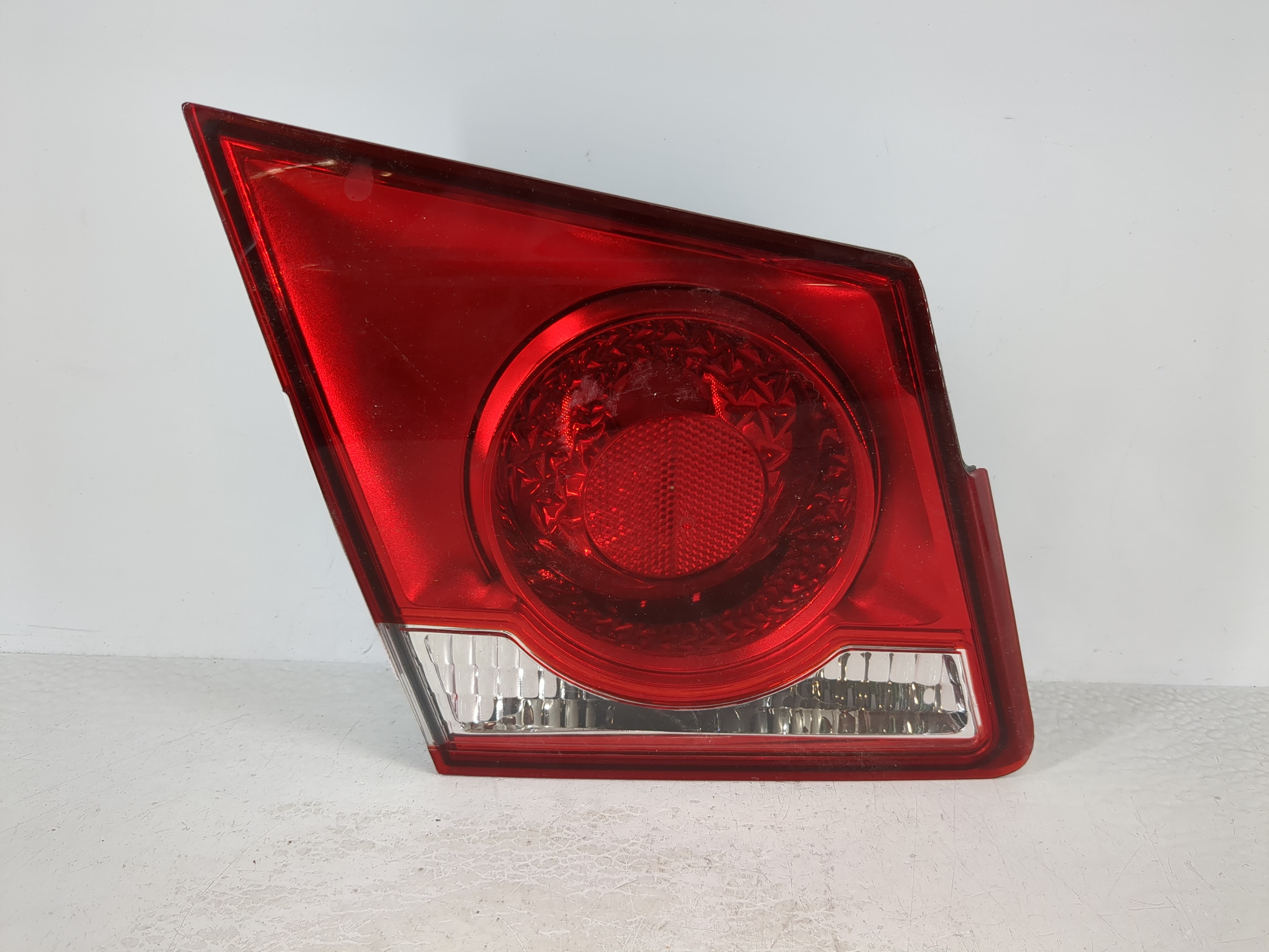 Picture of 2011-2016 Chevrolet Cruze Driver Left Side Tail Light Taillight Oem 1111325