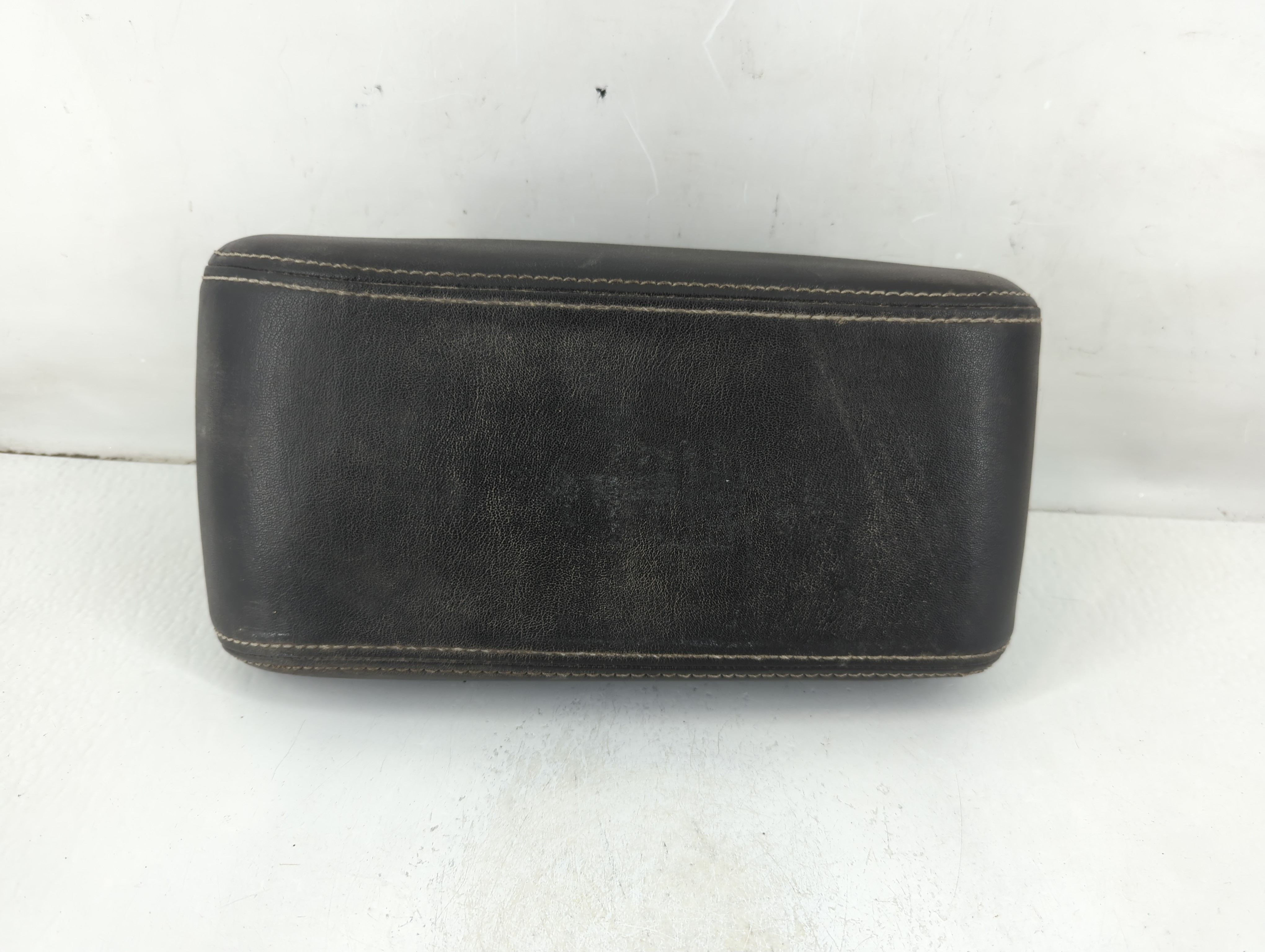 2011 Ford Fusion Center Console Armrest Cover Lid Black 1111355 - Oemusedautoparts1.com