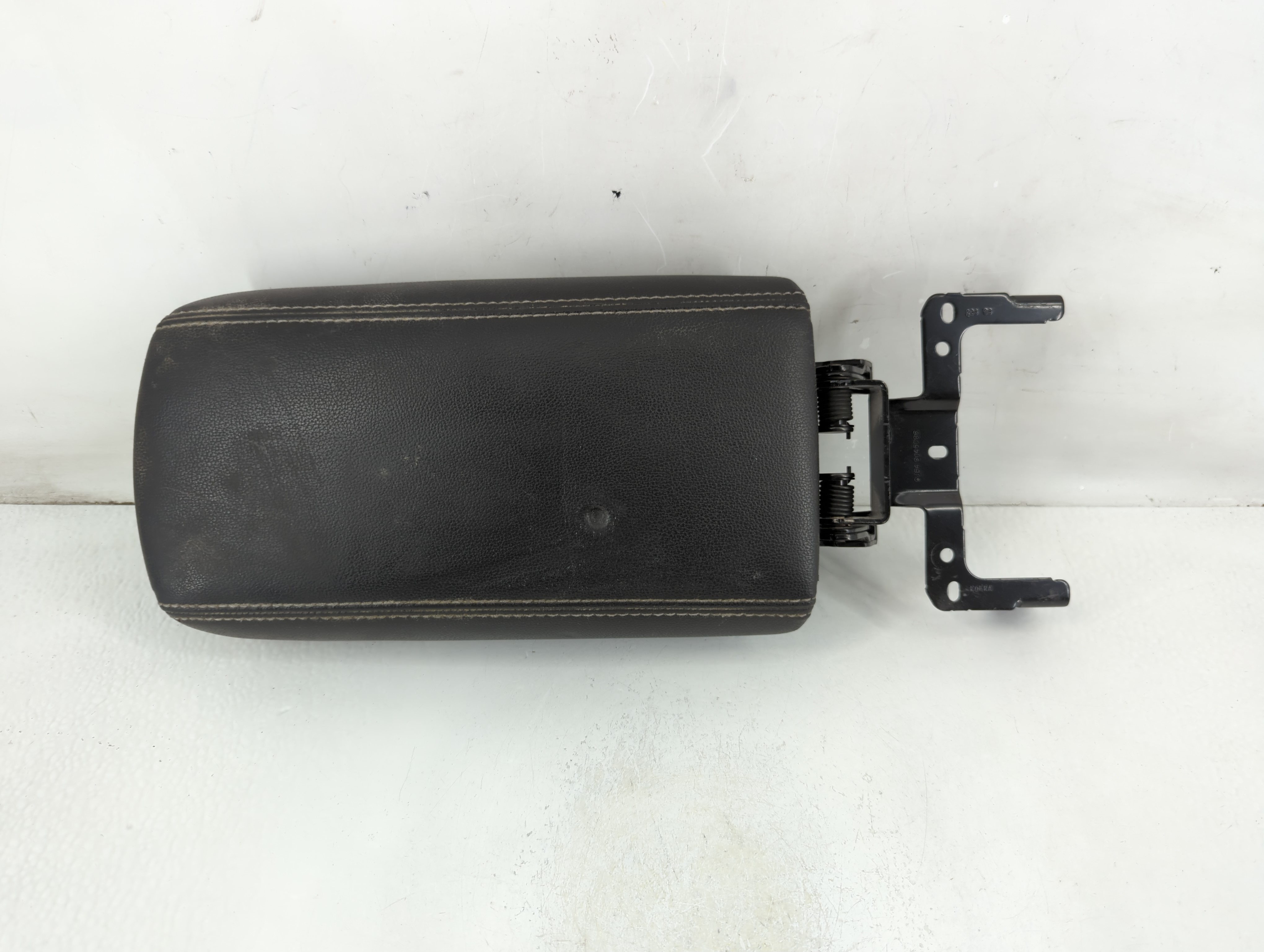 Picture of 2017-2019 Ford Escape Center Console Armrest Cover Lid Black 1111367