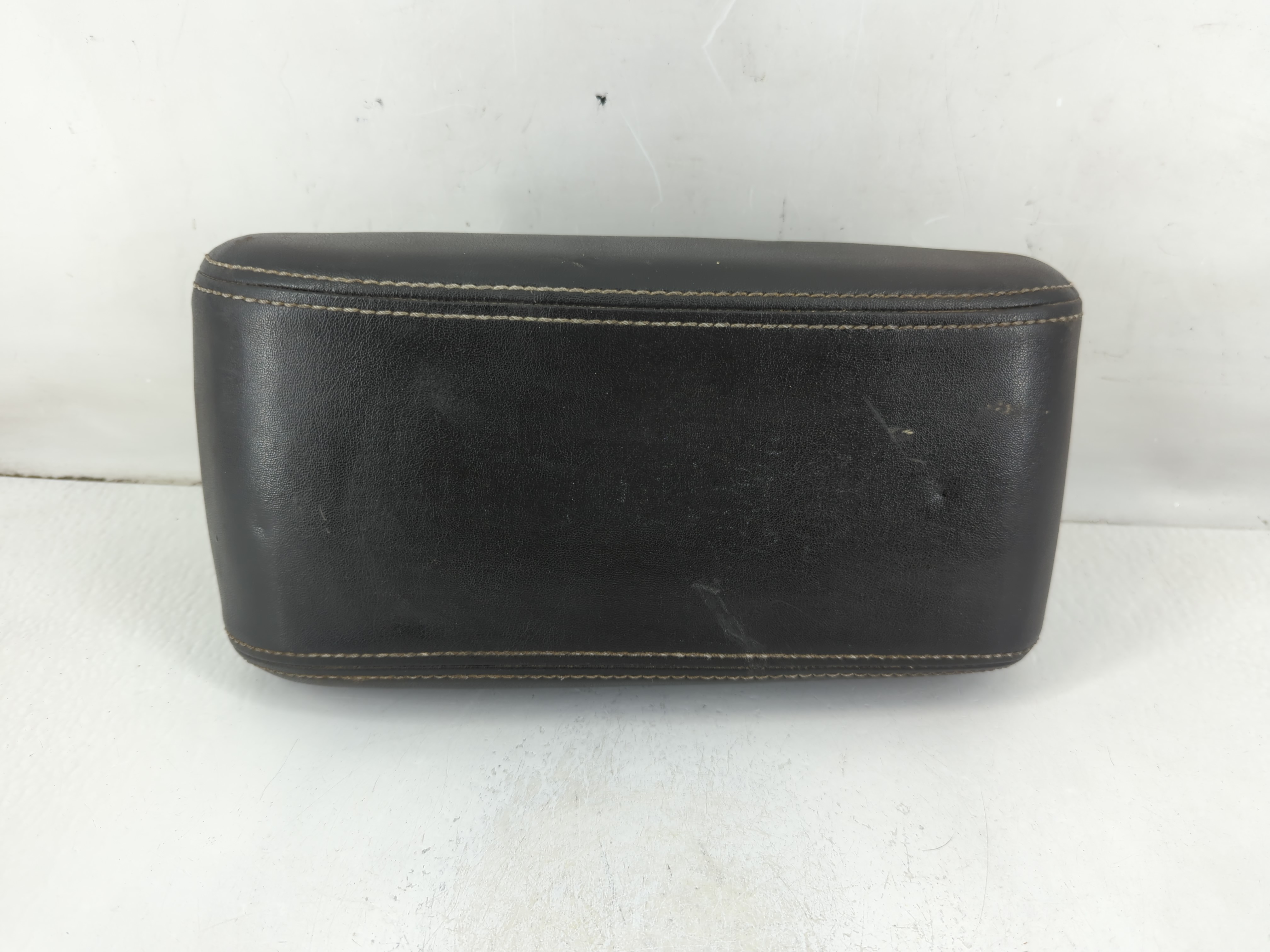 2010-2012 Ford Fusion Center Console Armrest Cover Lid Black 1111369 - Oemusedautoparts1.com