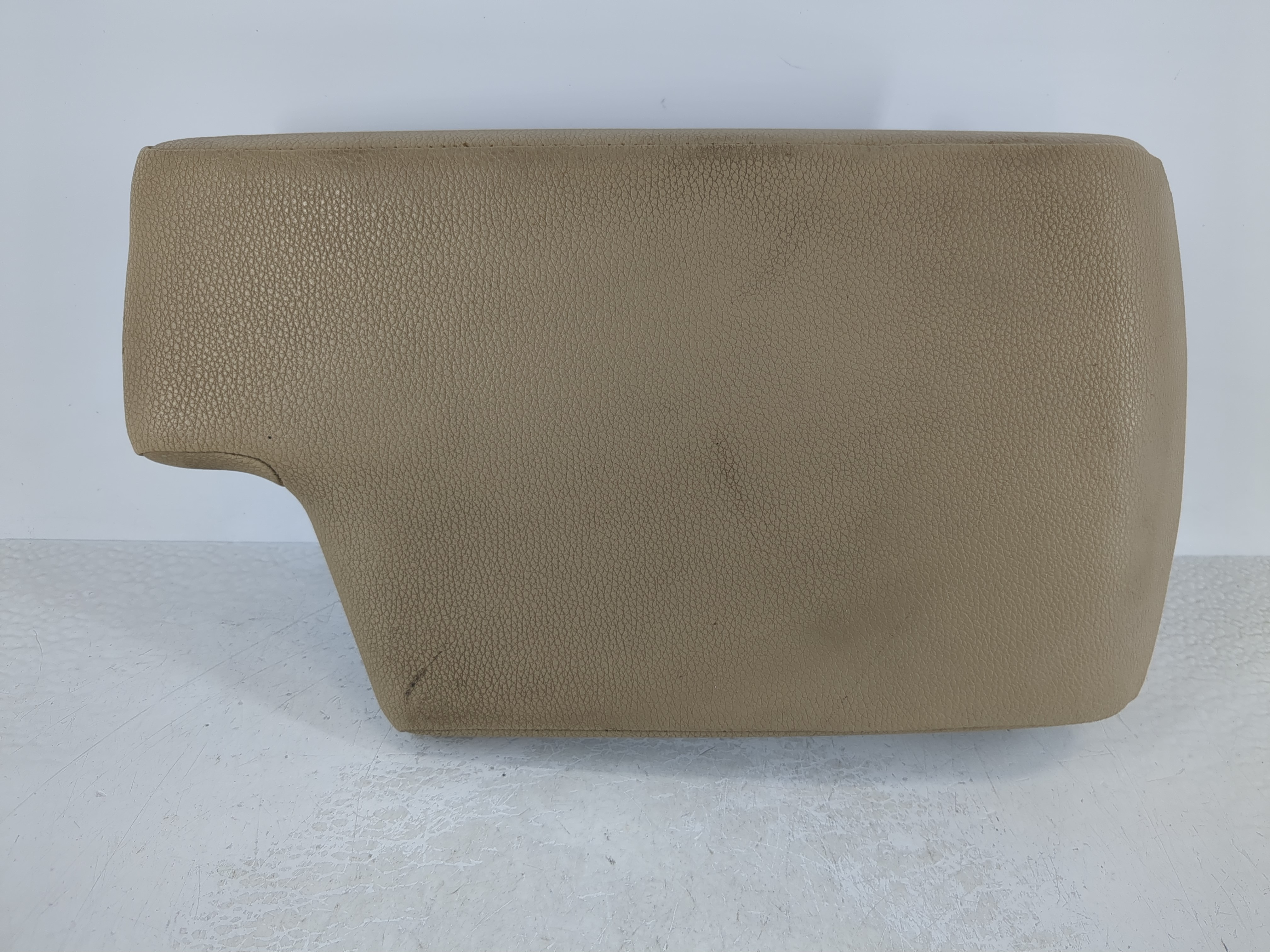 2009-2011 Bmw 328i Center Console Armrest Cover Lid Beige 1111370 - Oemusedautoparts1.com