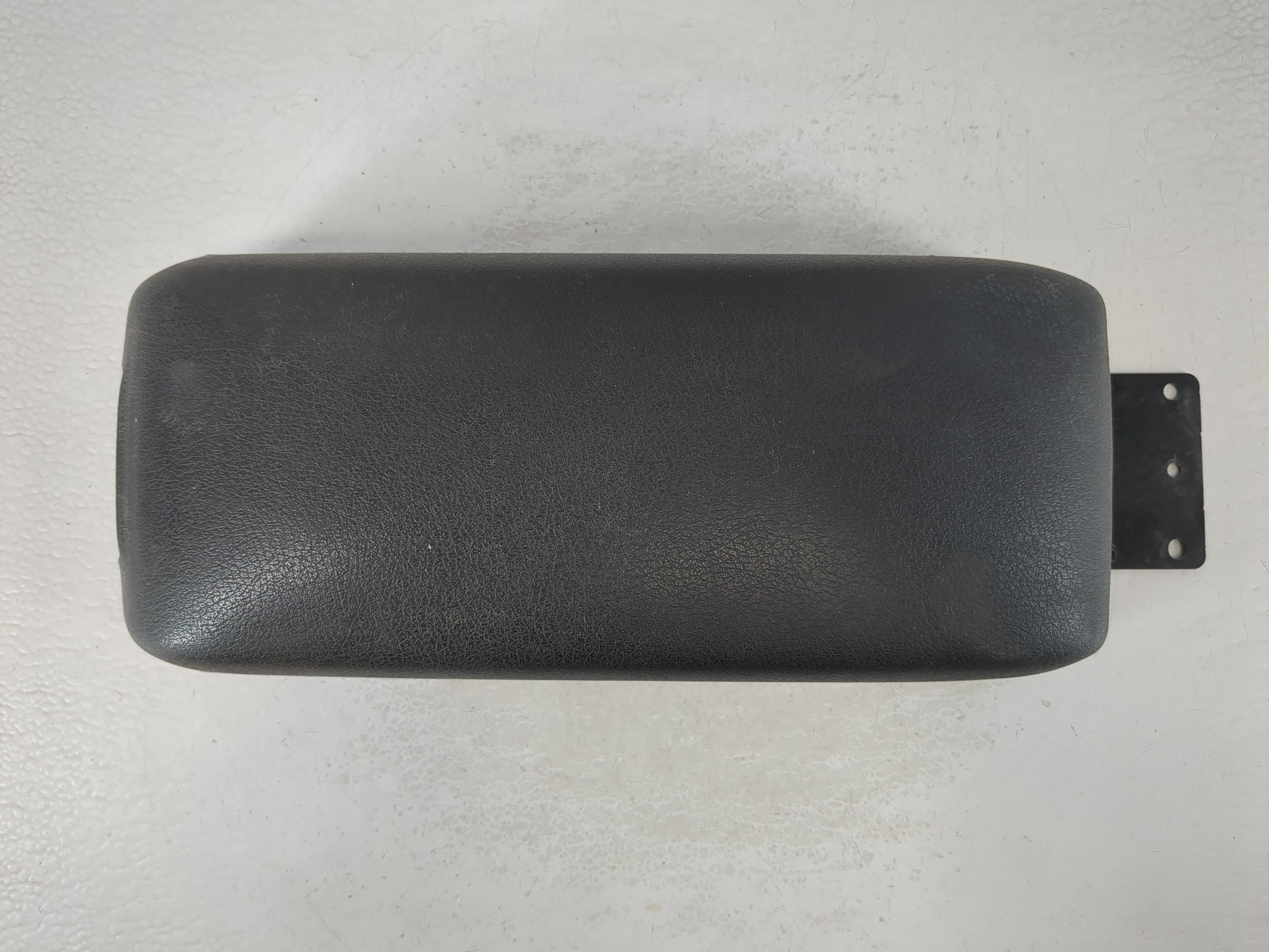 2011-2017 Jeep Patriot Center Console Armrest Cover Lid Black 1111374 - Oemusedautoparts1.com