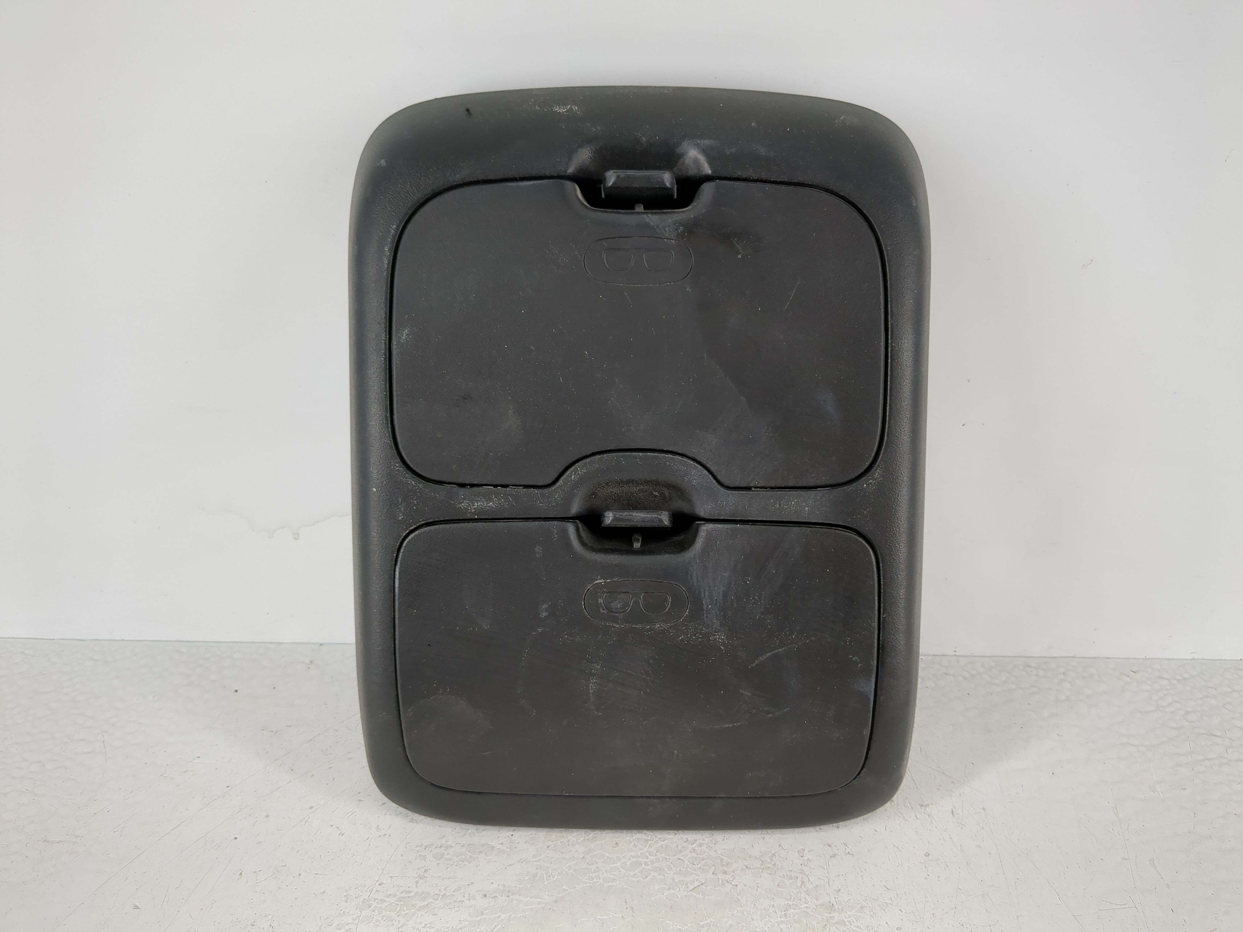 2011 Ford Escape Overhead Roof Console 1111414 - Oemusedautoparts1.com