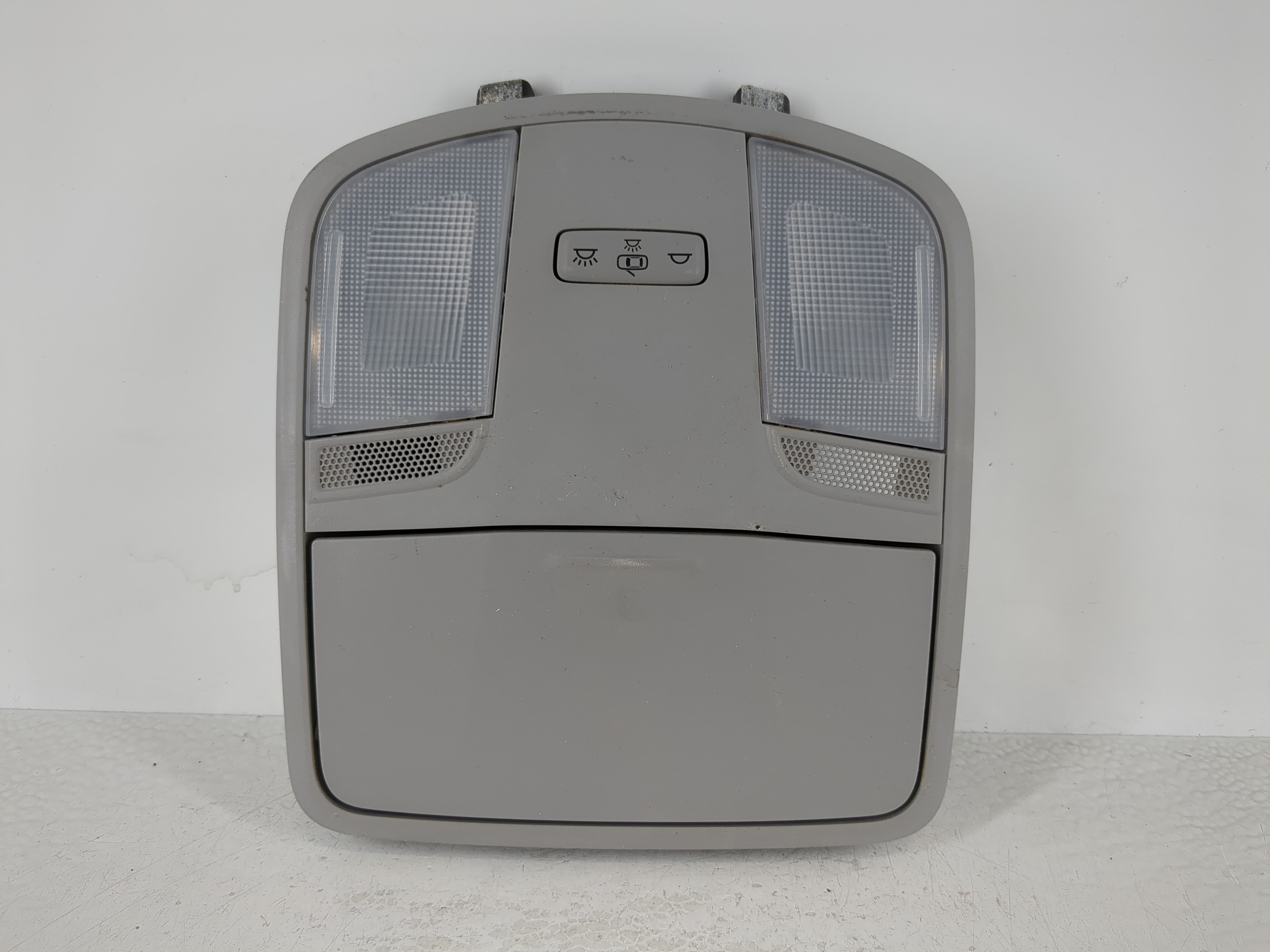 2022 Hyundai Kona Overhead Roof Console 1111415 - Oemusedautoparts1.com