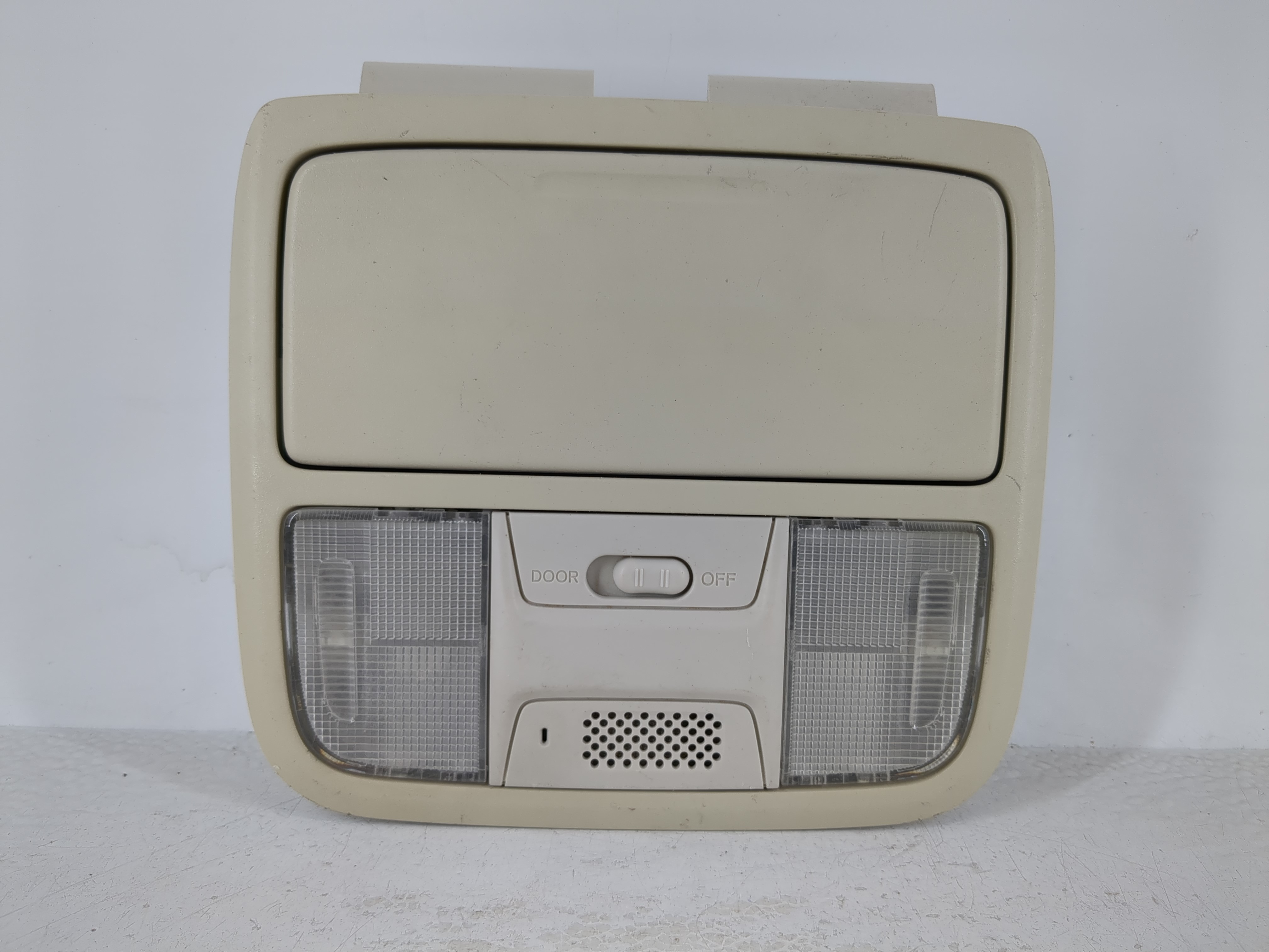 2013 Honda Cr-v Overhead Roof Console 1111418 - Oemusedautoparts1.com
