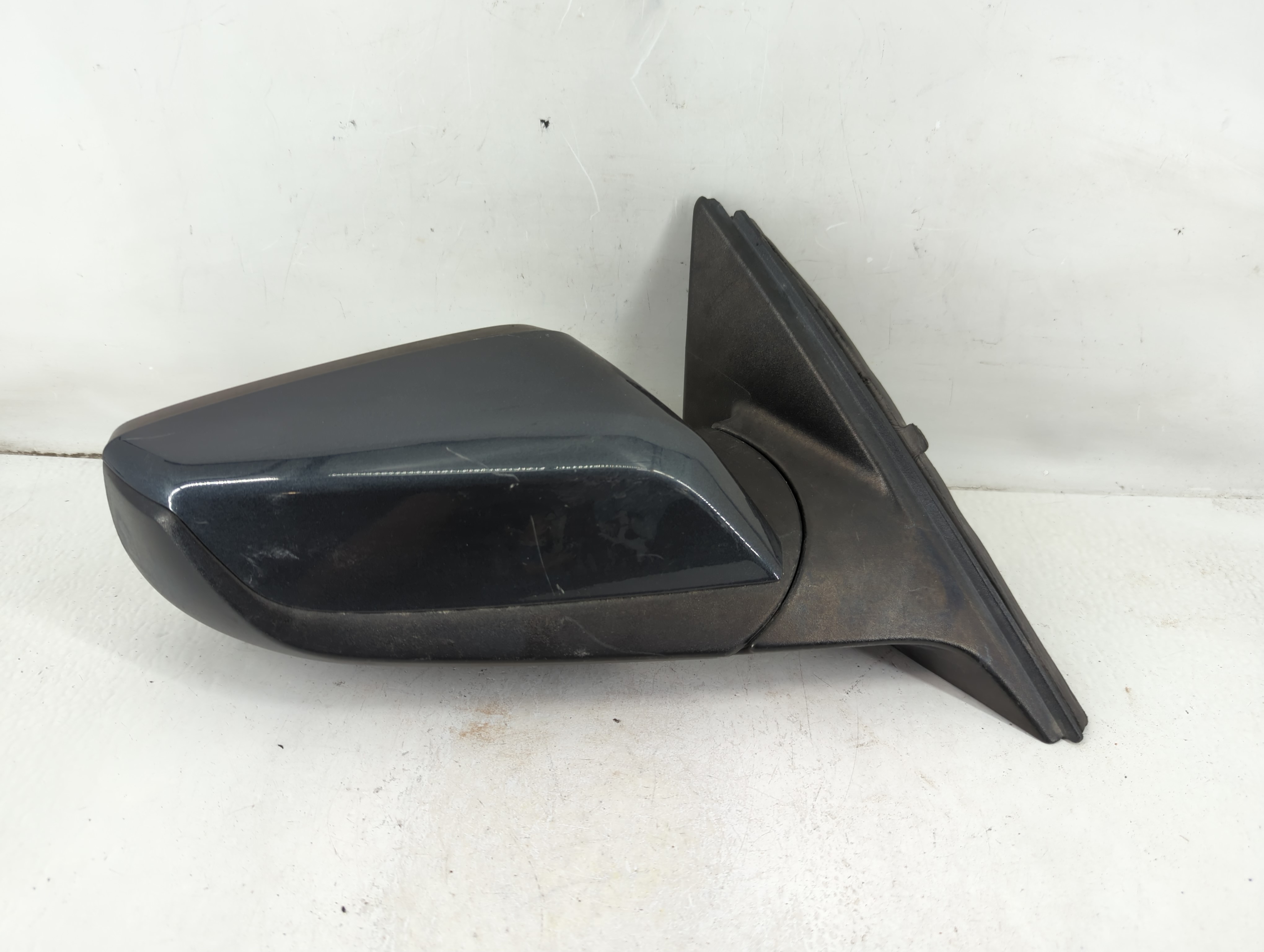 2019-2021 Chevrolet Malibu Passenger Right Side View Power Door Mirror 1111502 - Oemusedautoparts1.com