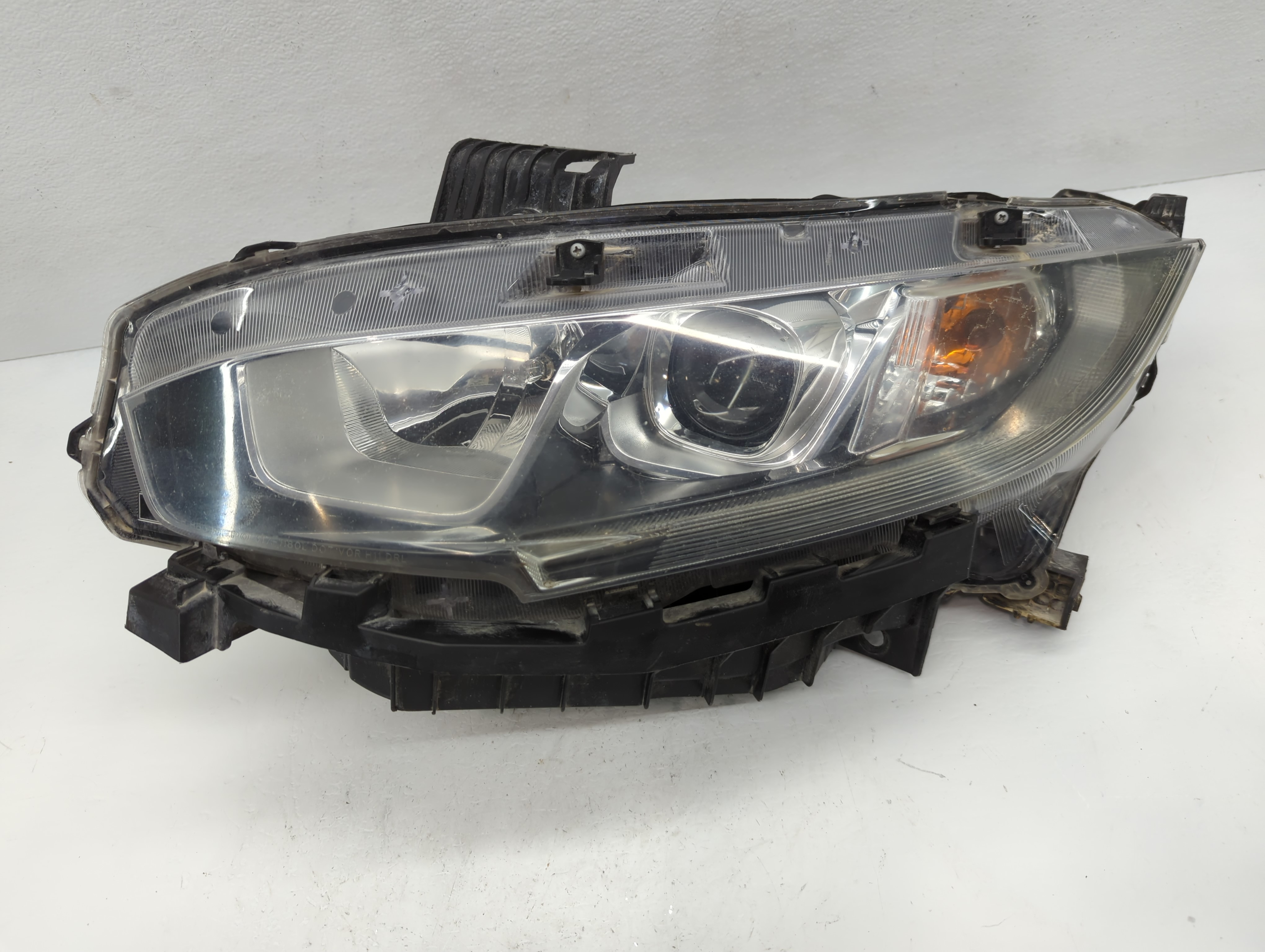 2016-2020 Honda Civic Driver Left Oem Head Light Headlight Lamp 1111512 - Oemusedautoparts1.com