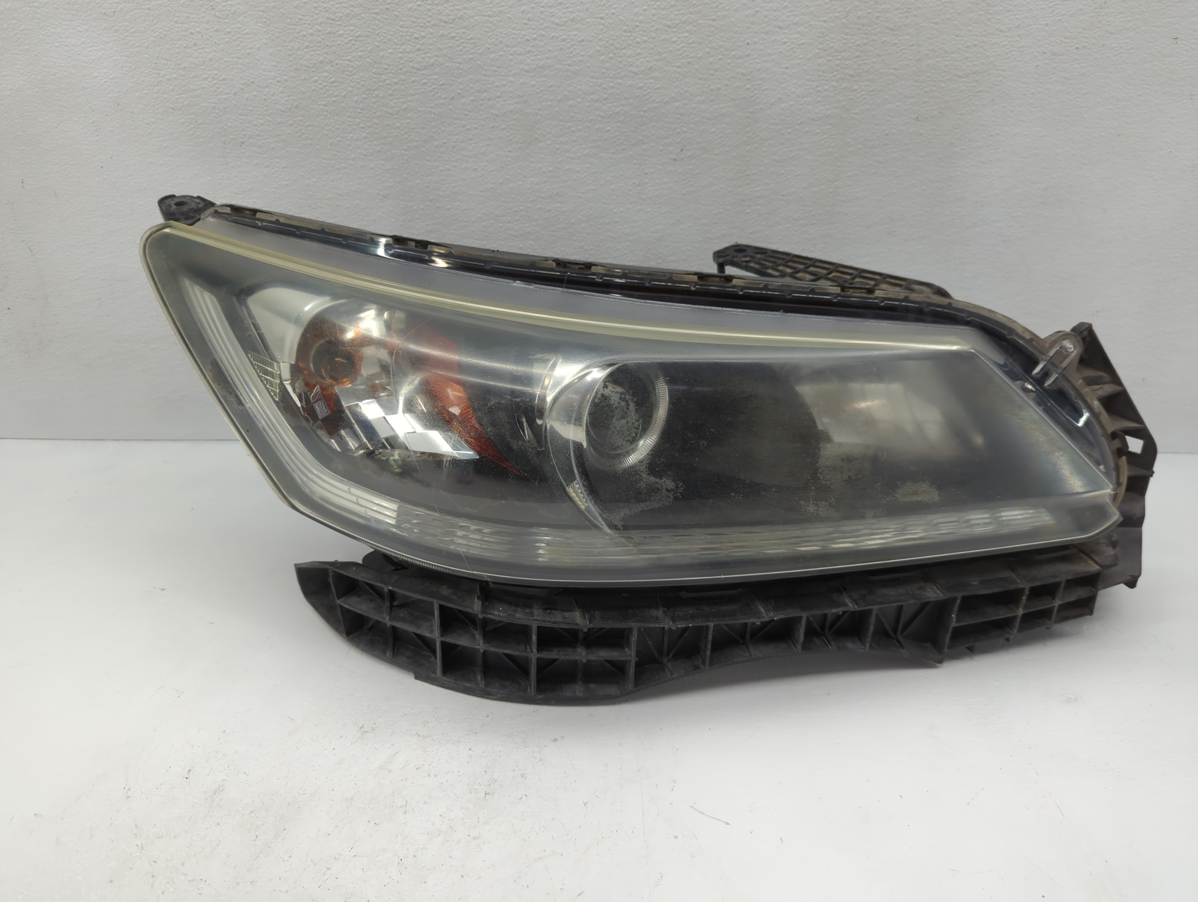 2013-2015 Honda Accord Passenger Right Oem Head Light Headlight Lamp 1111514 - Oemusedautoparts1.com