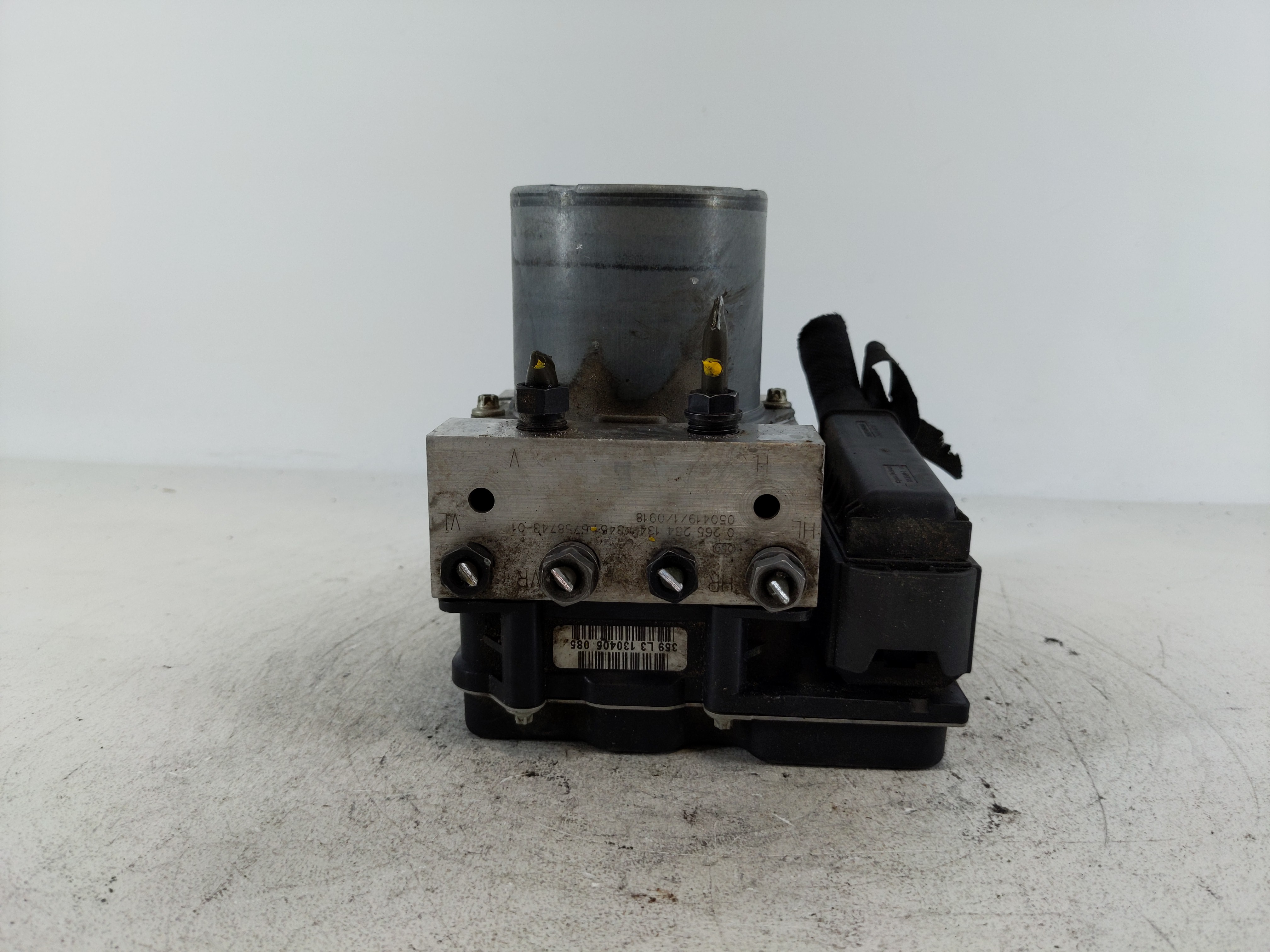 2007-2009 Mazda 3 Abs Pump Control Module 1111520 - Oemusedautoparts1.com