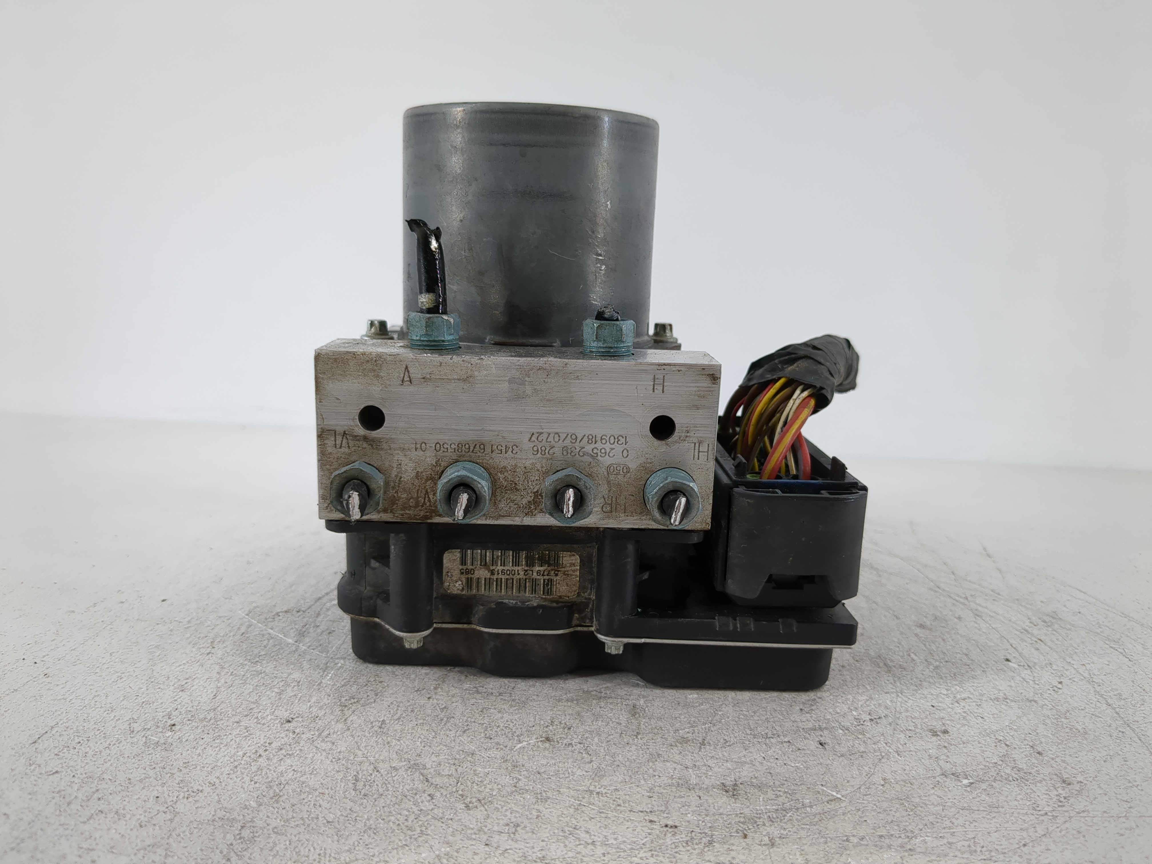 2013-2015 Bmw X1 Abs Pump Control Module 1111524 - Oemusedautoparts1.com