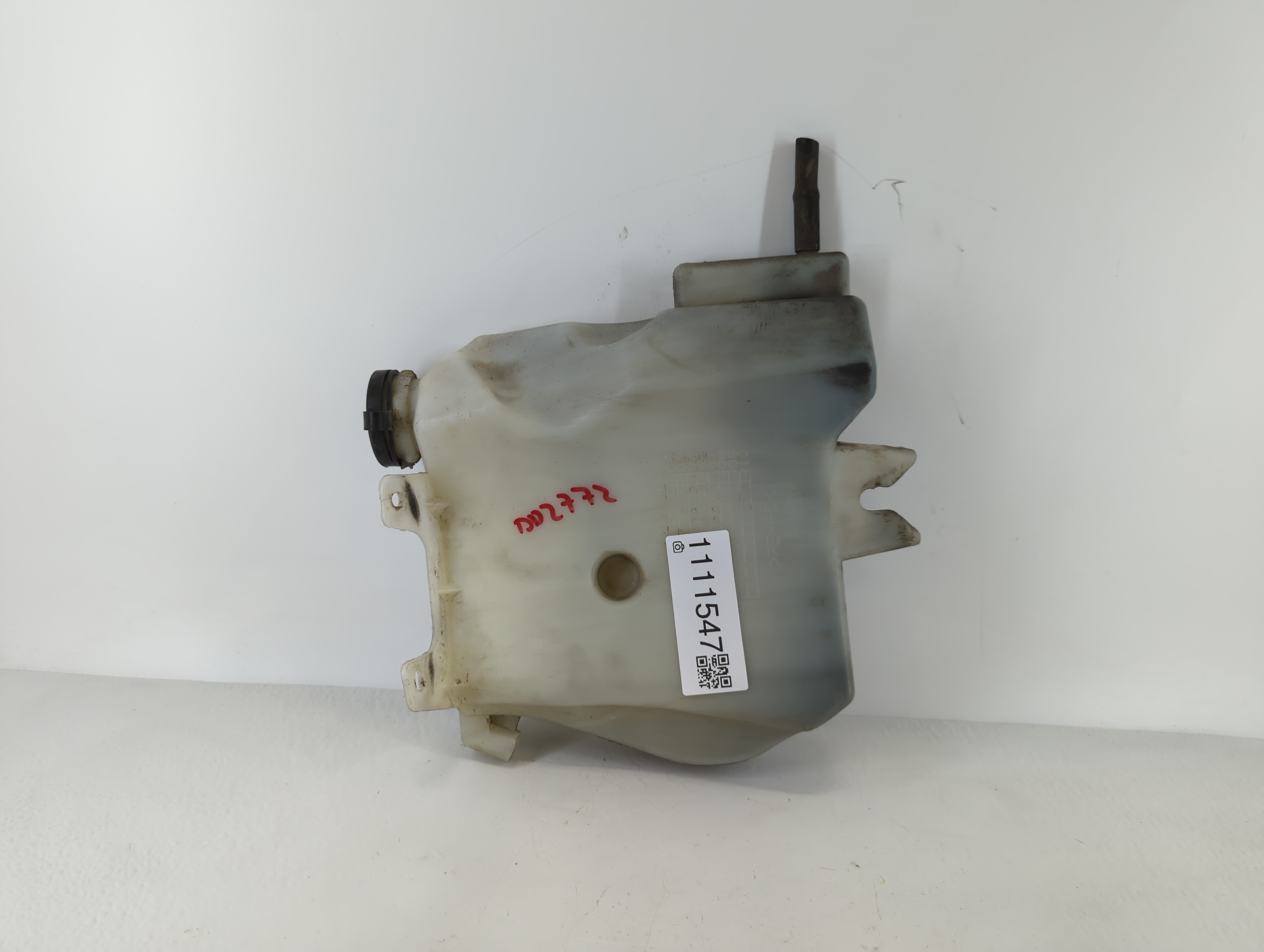 Picture of 2006-2016 Chevrolet Impala Windshield Washer Fluid Reservoir Bottle Oem 1111547