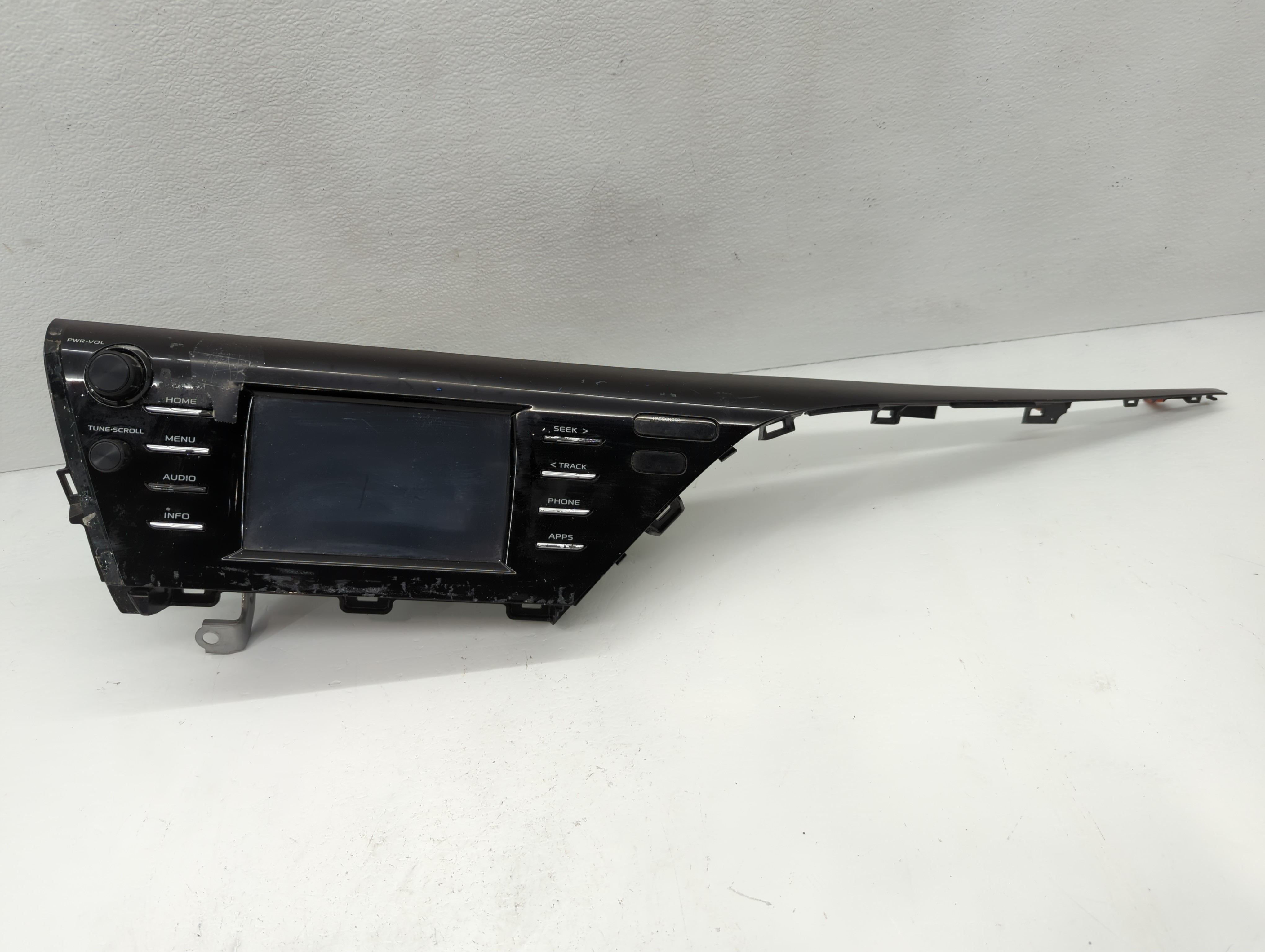 2018-2018 Toyota Camry Am Fm Cd Player Radio Receiver 1111563 - Oemusedautoparts1.com