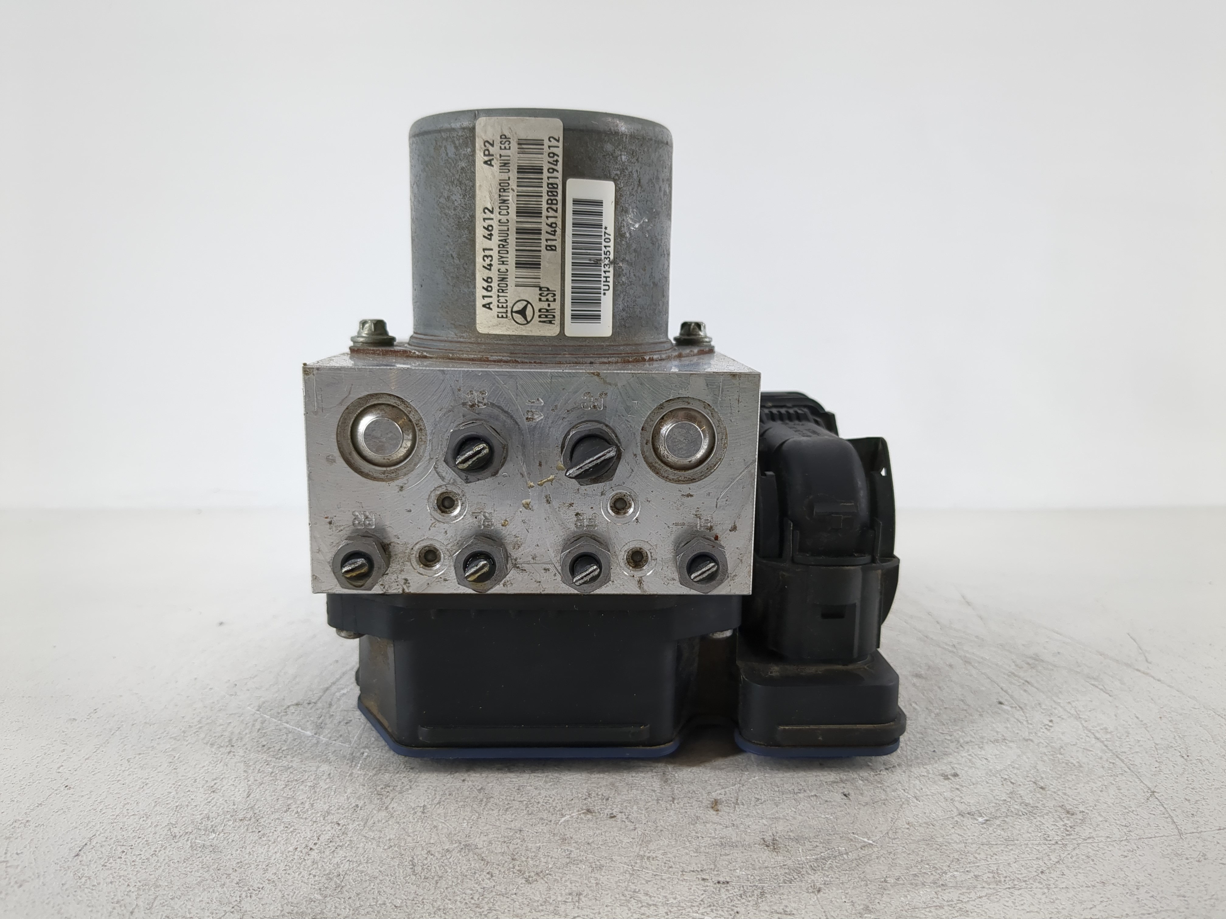 2013-2013 Mercedes-benz Gl450 Abs Pump Control Module 1111591 - Oemusedautoparts1.com