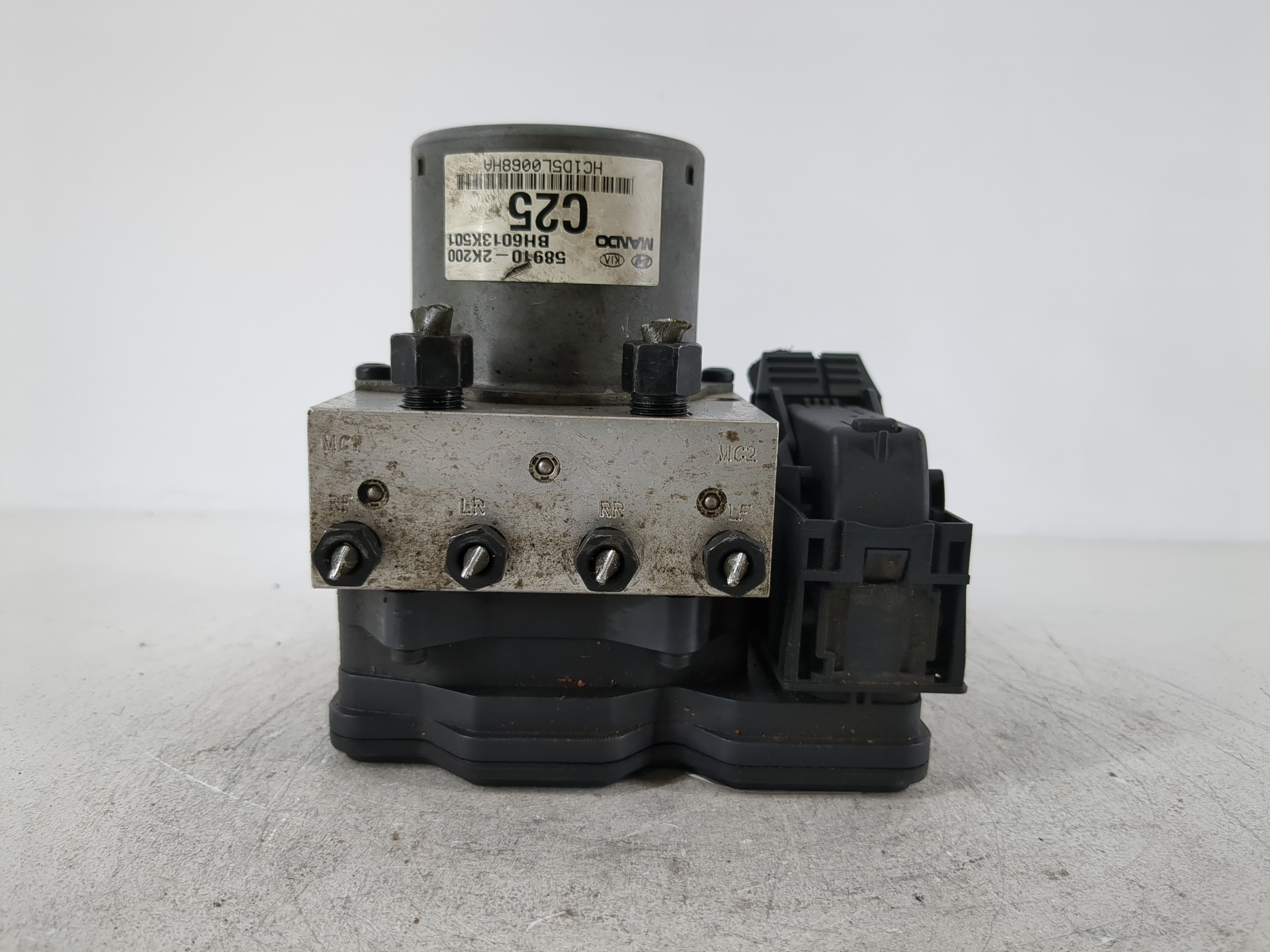 Picture of 2014-2015 Hyundai Tucson Abs Pump Control Module 1111593