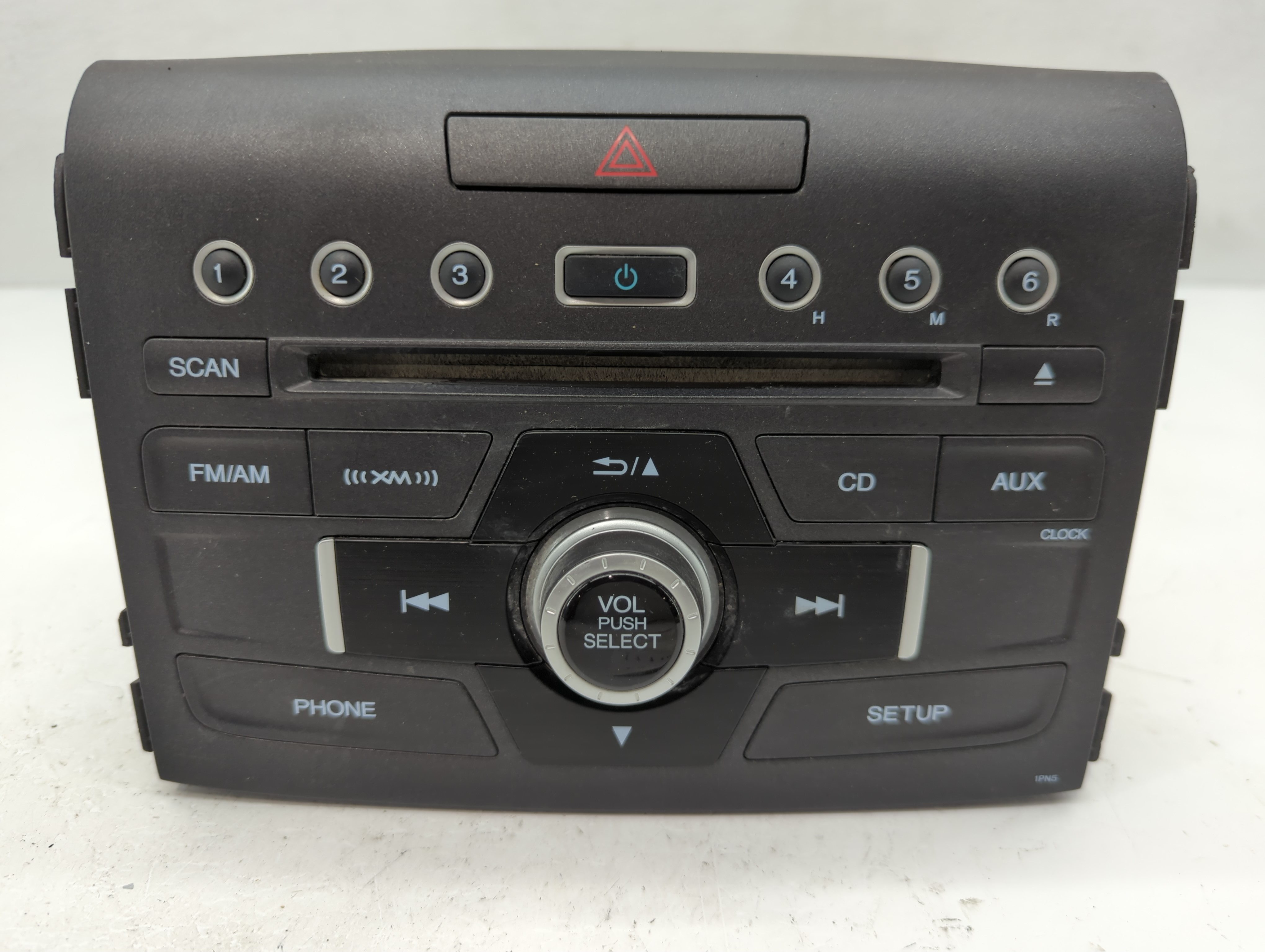 2012-2014 Honda Cr-v Am Fm Cd Player Radio Receiver 1111637 - Oemusedautoparts1.com