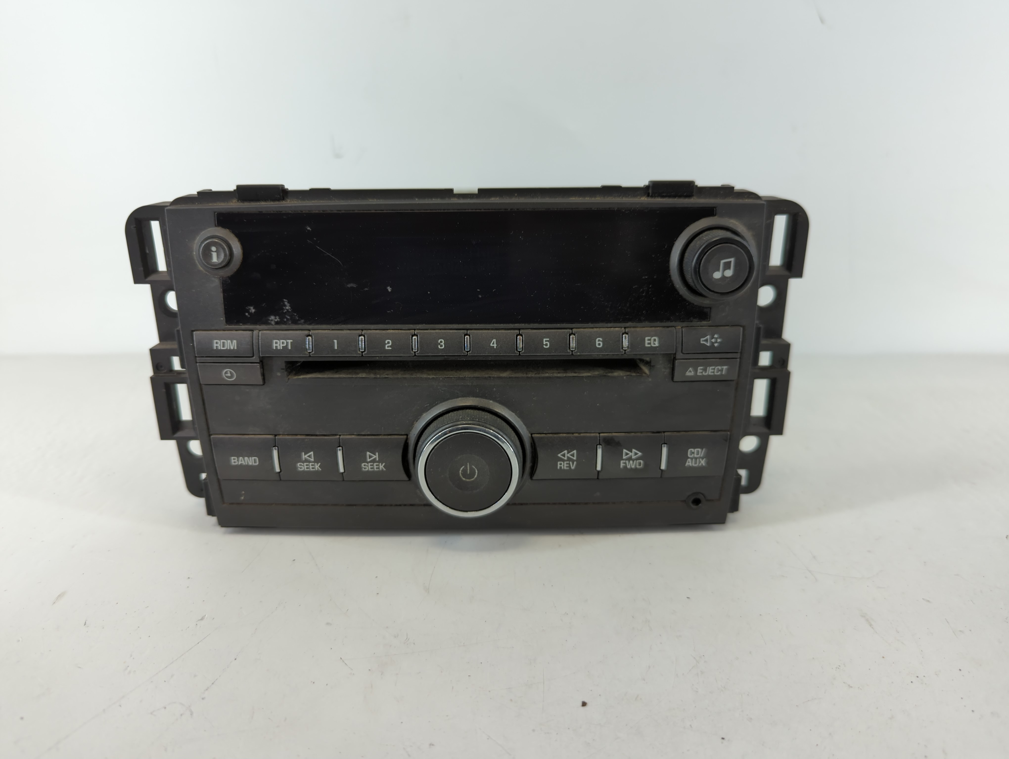 2006-2006 Buick Lucerne Am Fm Cd Player Radio Receiver 1111656 - Oemusedautoparts1.com