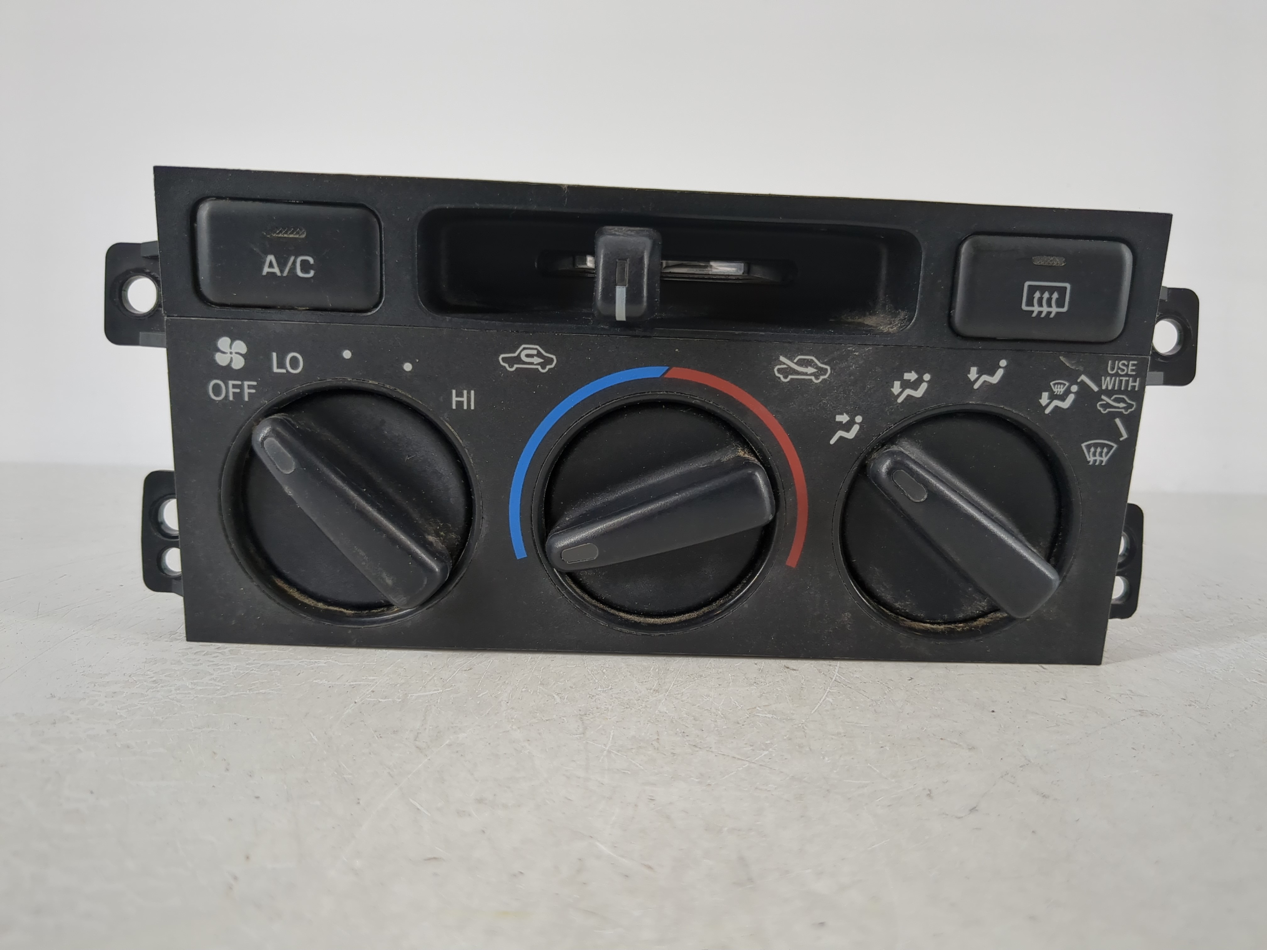 Picture of 1999-1999 Toyota Camry Ac Heater Climate Control 158926 1111675