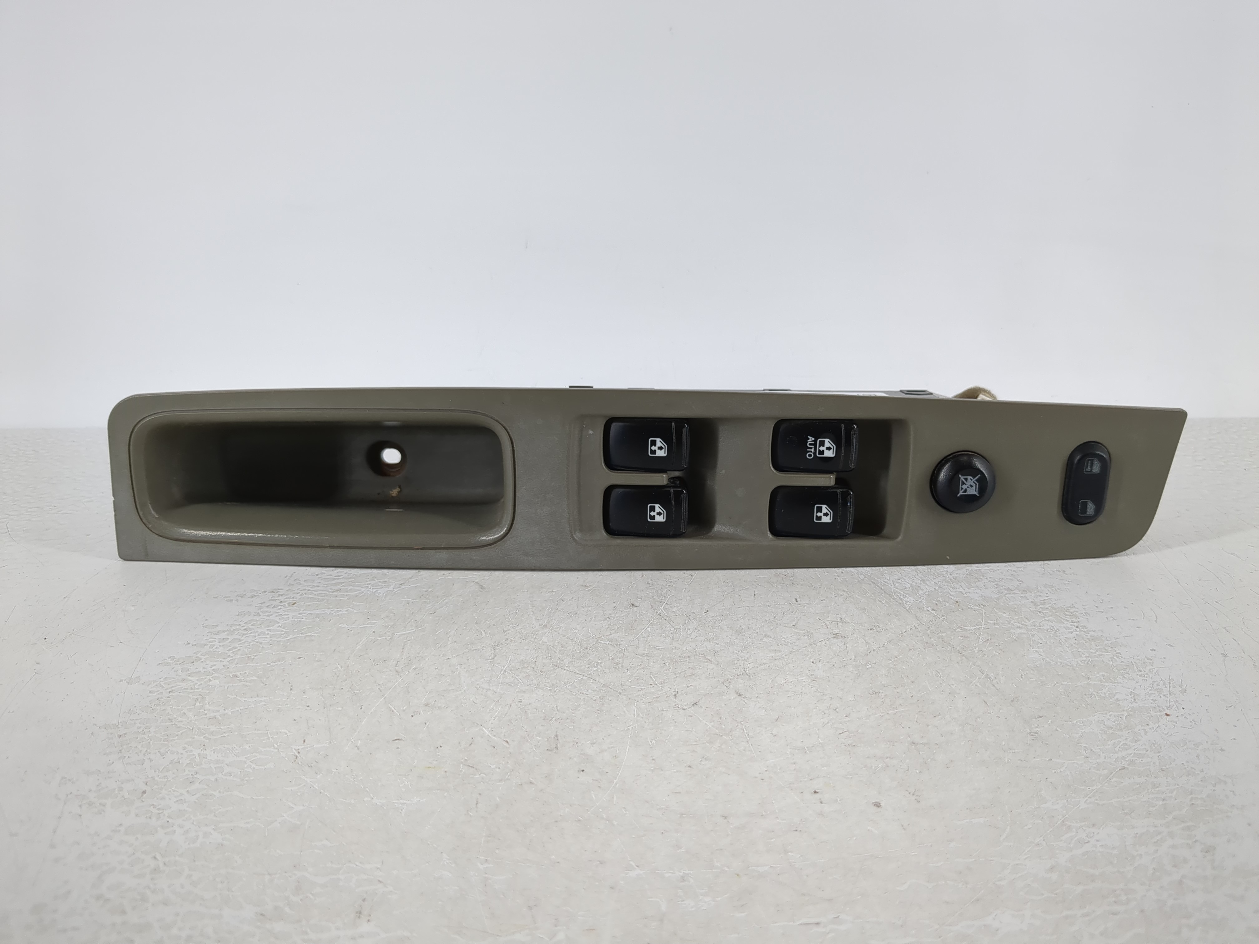 2005-2008 Suzuki Forenza Driver Left Door Master Power Window Switch 1111683 - Oemusedautoparts1.com
