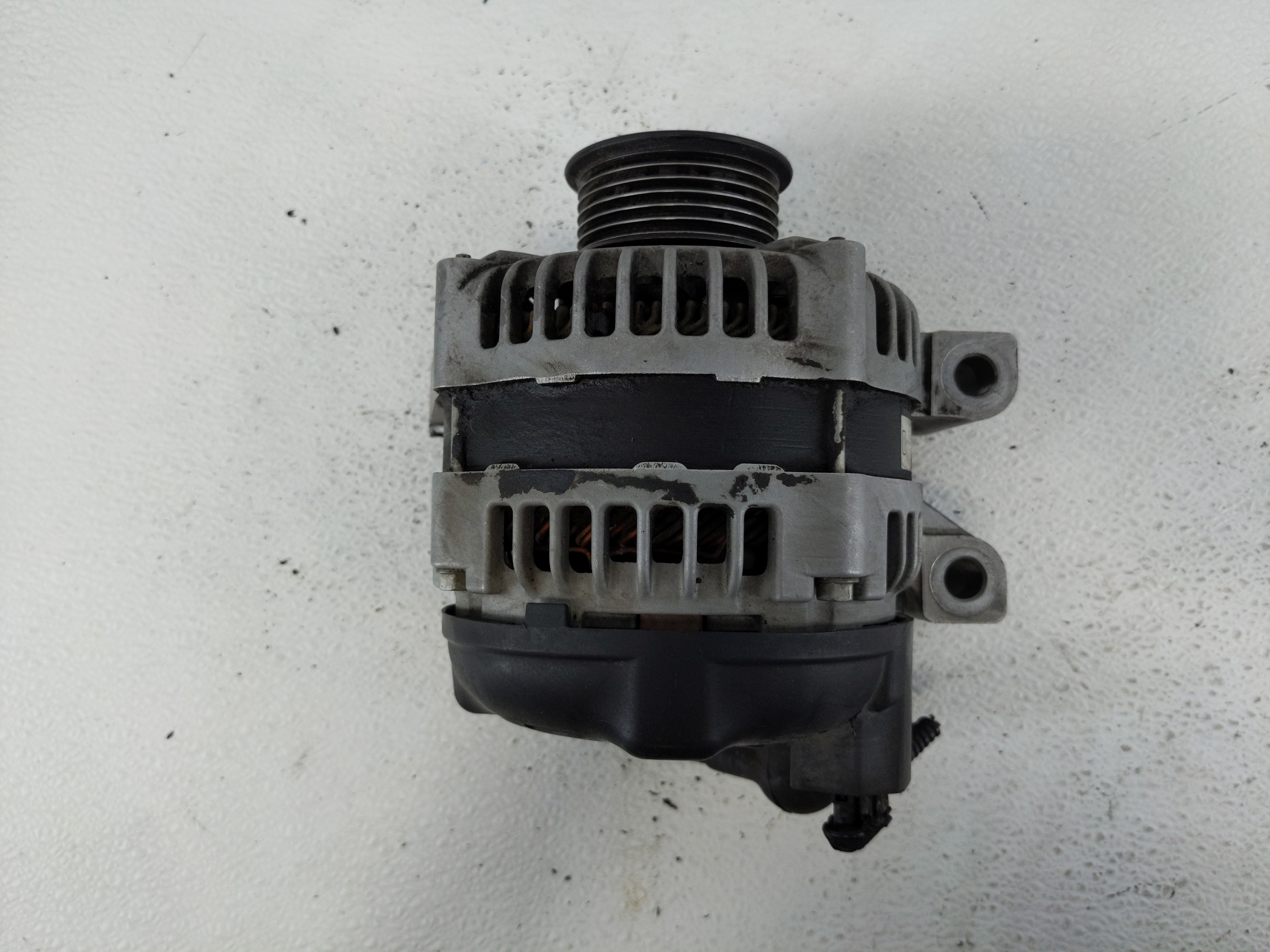 2013 Chevrolet Equinox Alternator Generator Charging Assembly Engine Oem 1111697 - Oemusedautoparts1.com