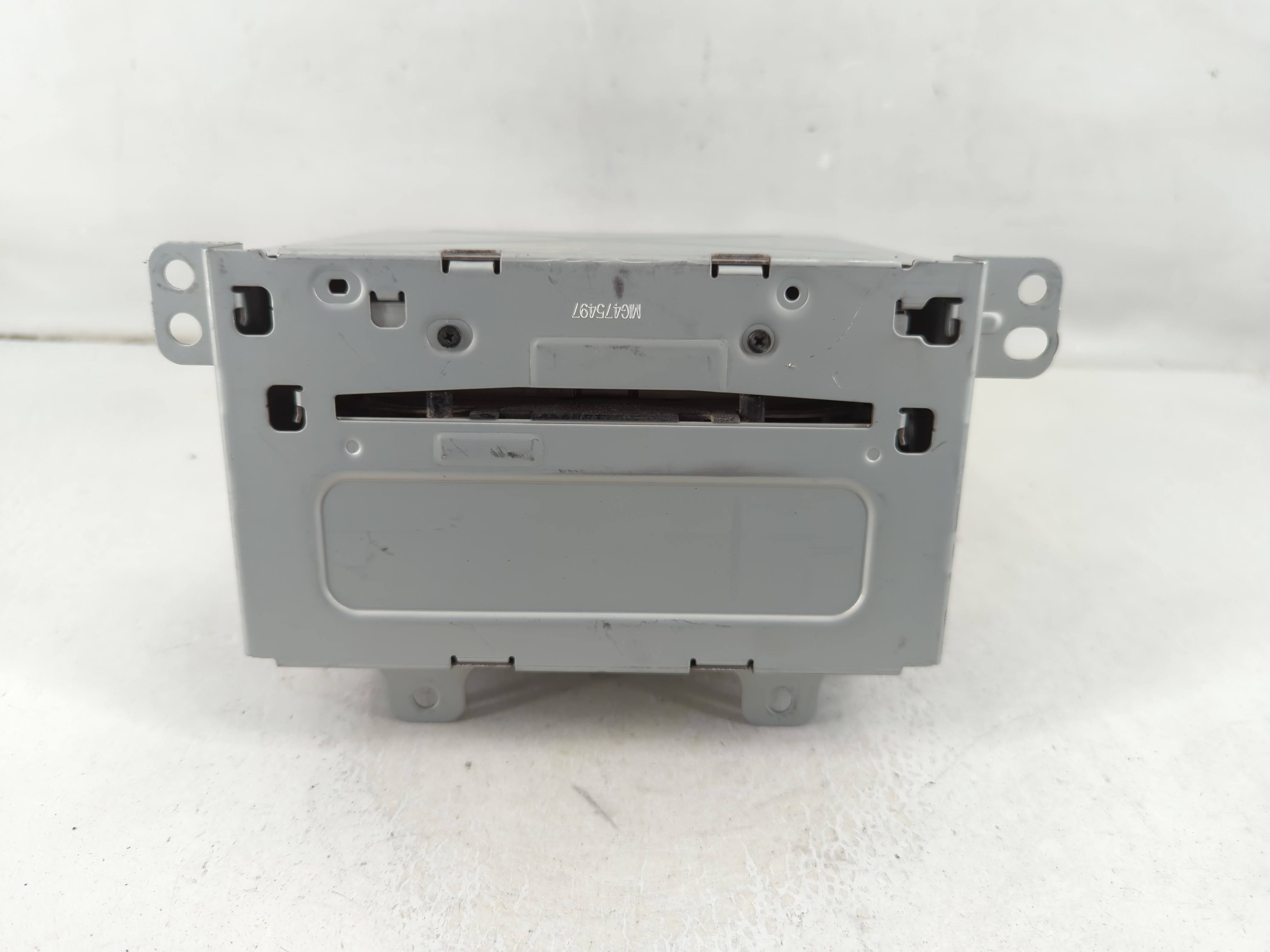 2012-2012 Chevrolet Equinox Am Fm Cd Player Radio Receiver 1111736 - Oemusedautoparts1.com