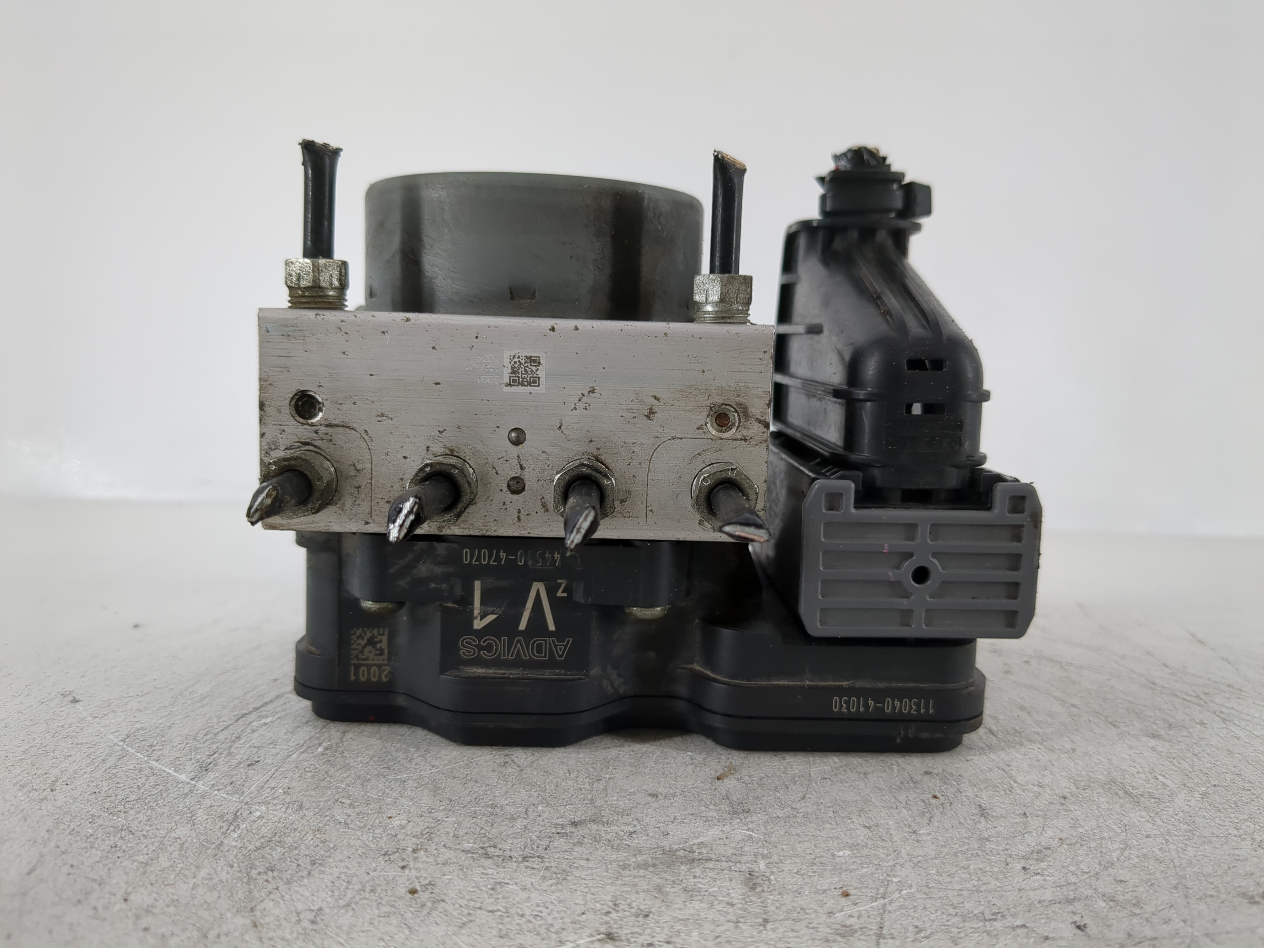 Toyota Prius Abs Pump Control Module 1111741 - Oemusedautoparts1.com