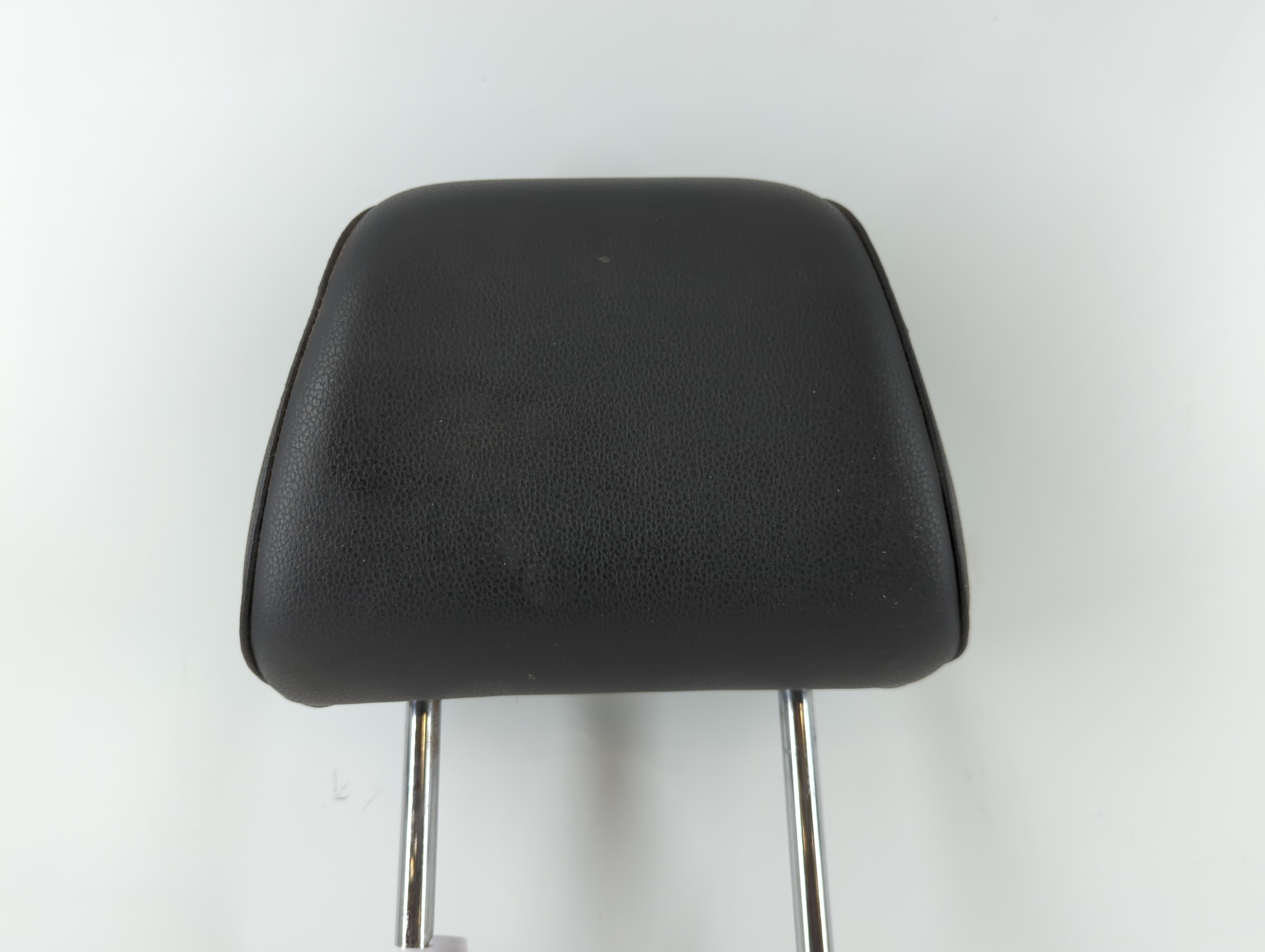 2011 Volkswagen Jetta Headrest Head Rest Front Driver Passenger Seat 1111772 - Oemusedautoparts1.com