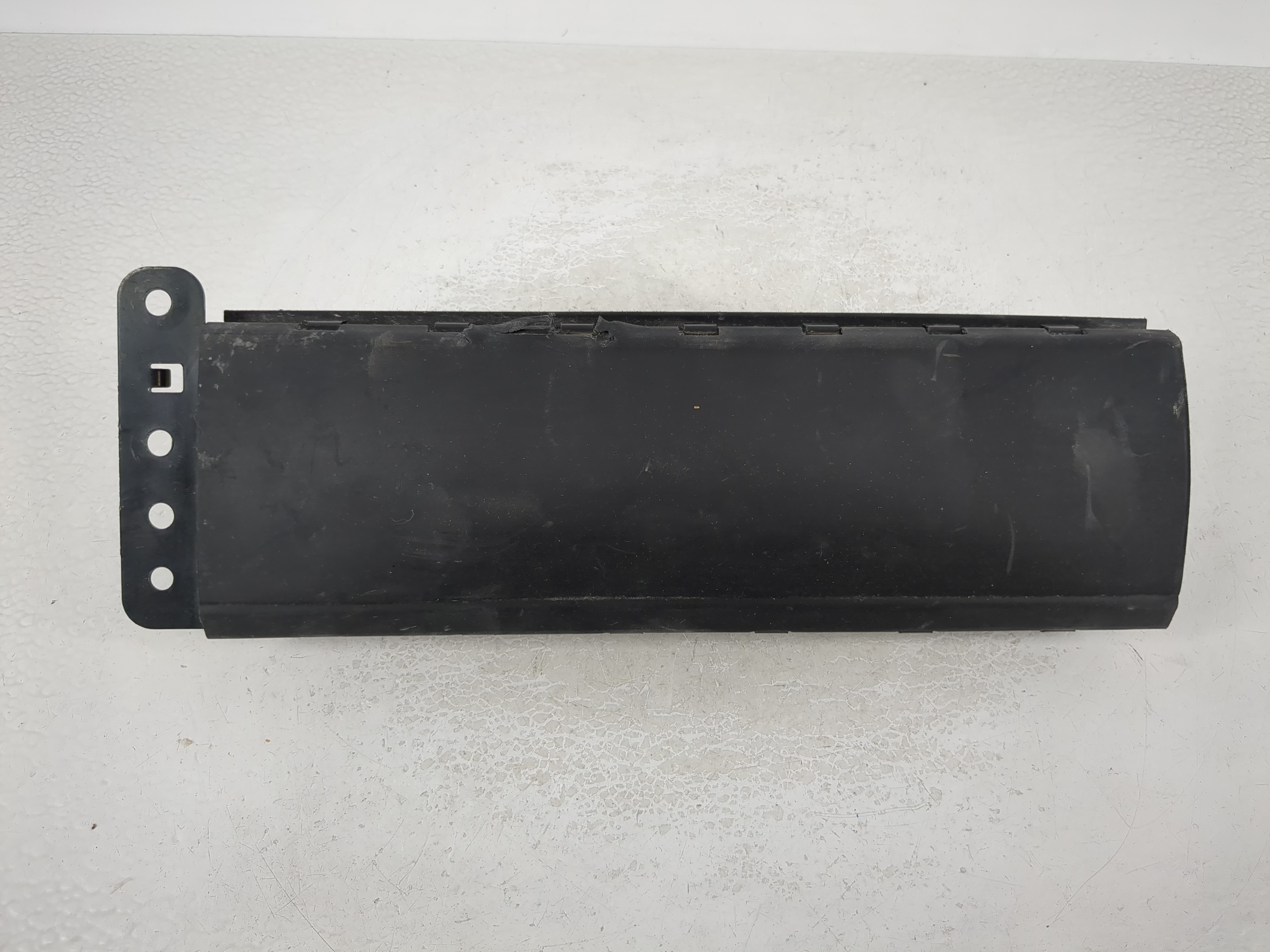 Ford Explorer Air Bag Driver Left Knee Oem 1111922 - Oemusedautoparts1.com