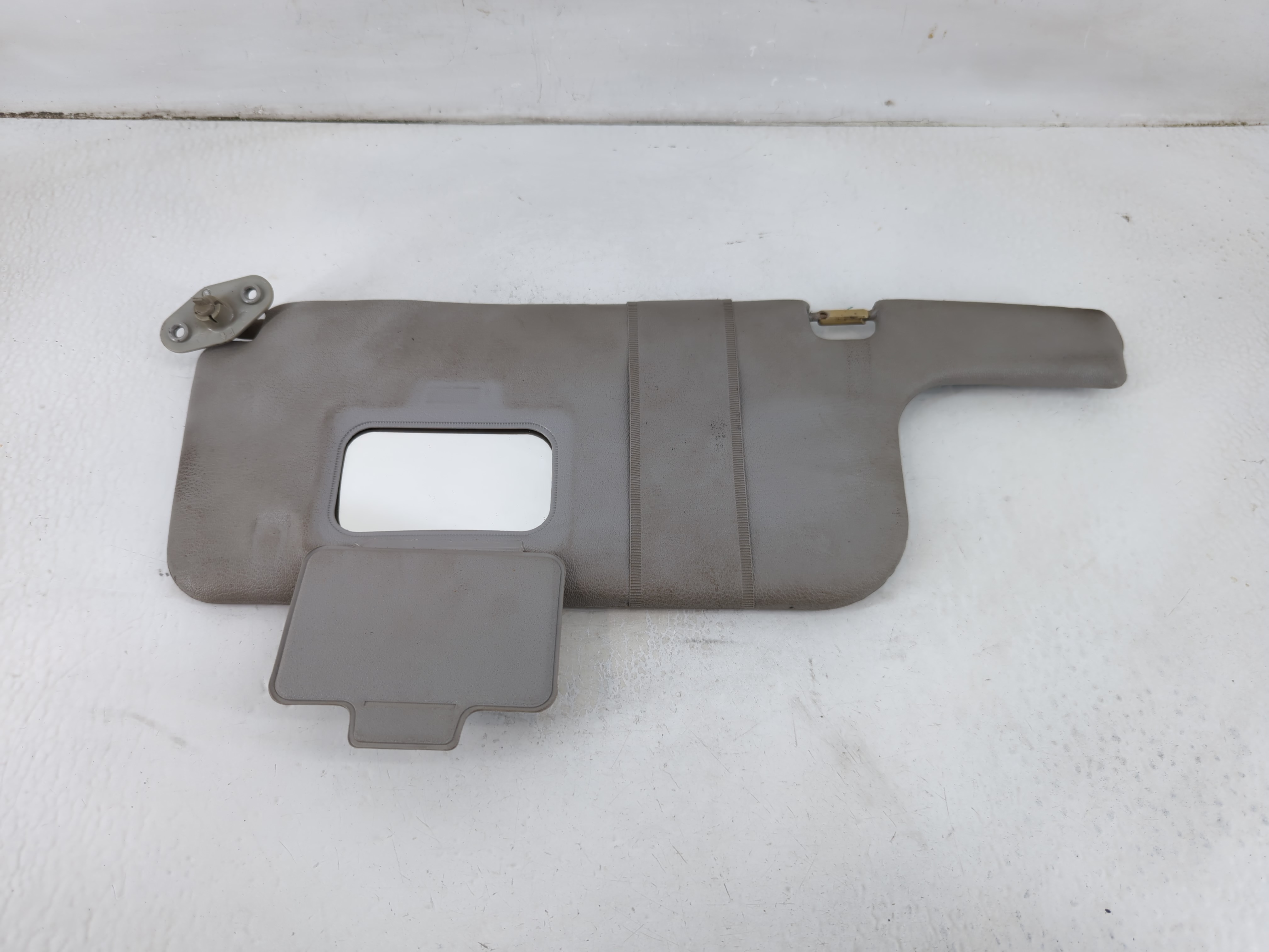 Picture of 2001 Mitsubishi Mirage Driver Sun Visor Mirror Left Sunvisor Grey 1111930