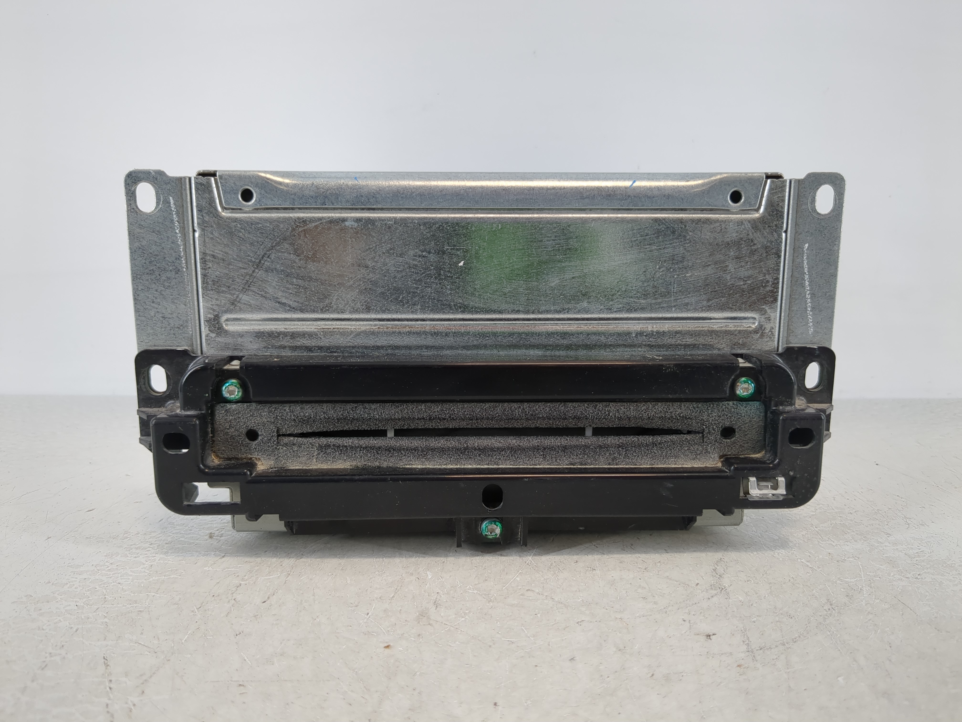 2015 Dodge Journey Am Fm Cd Player Radio Receiver 1111942 - Oemusedautoparts1.com