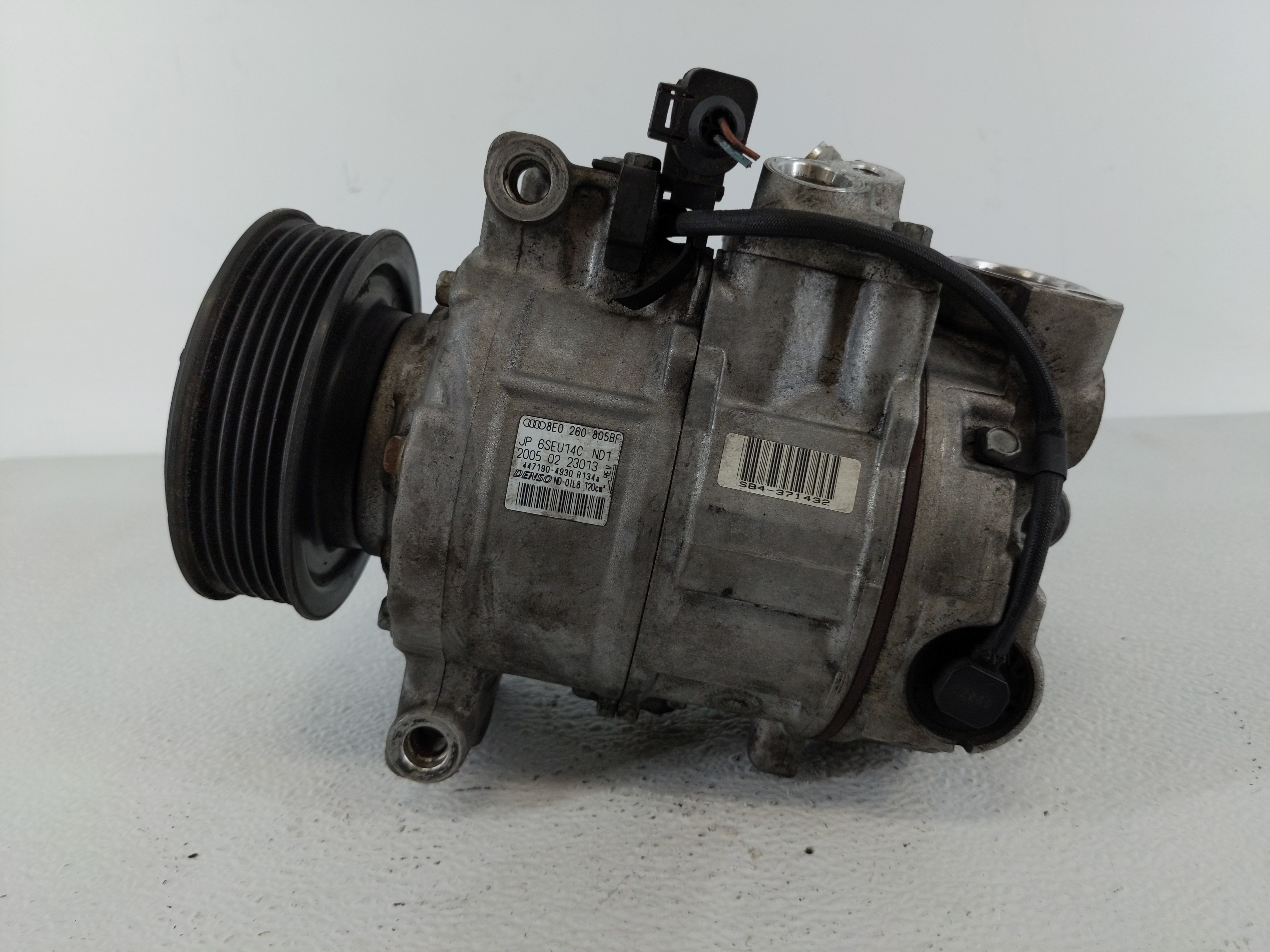 2005-2006 Audi A4 Air Conditioning A/c Ac Compressor Oem 1111976 - Oemusedautoparts1.com