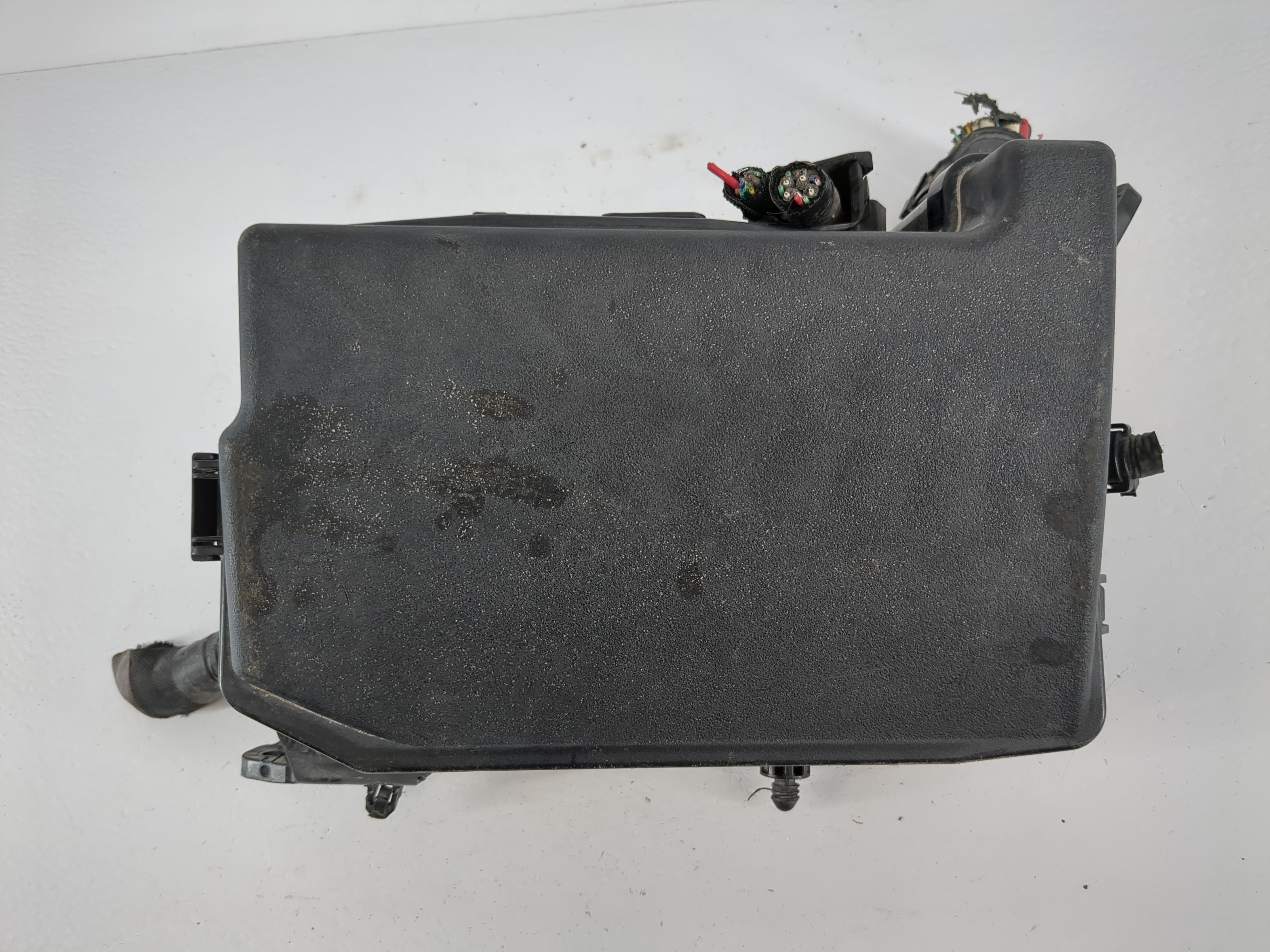 Picture of 2012-2015 Toyota Prius Fusebox Fuse Box Relay Module 82641-47090 1112010
