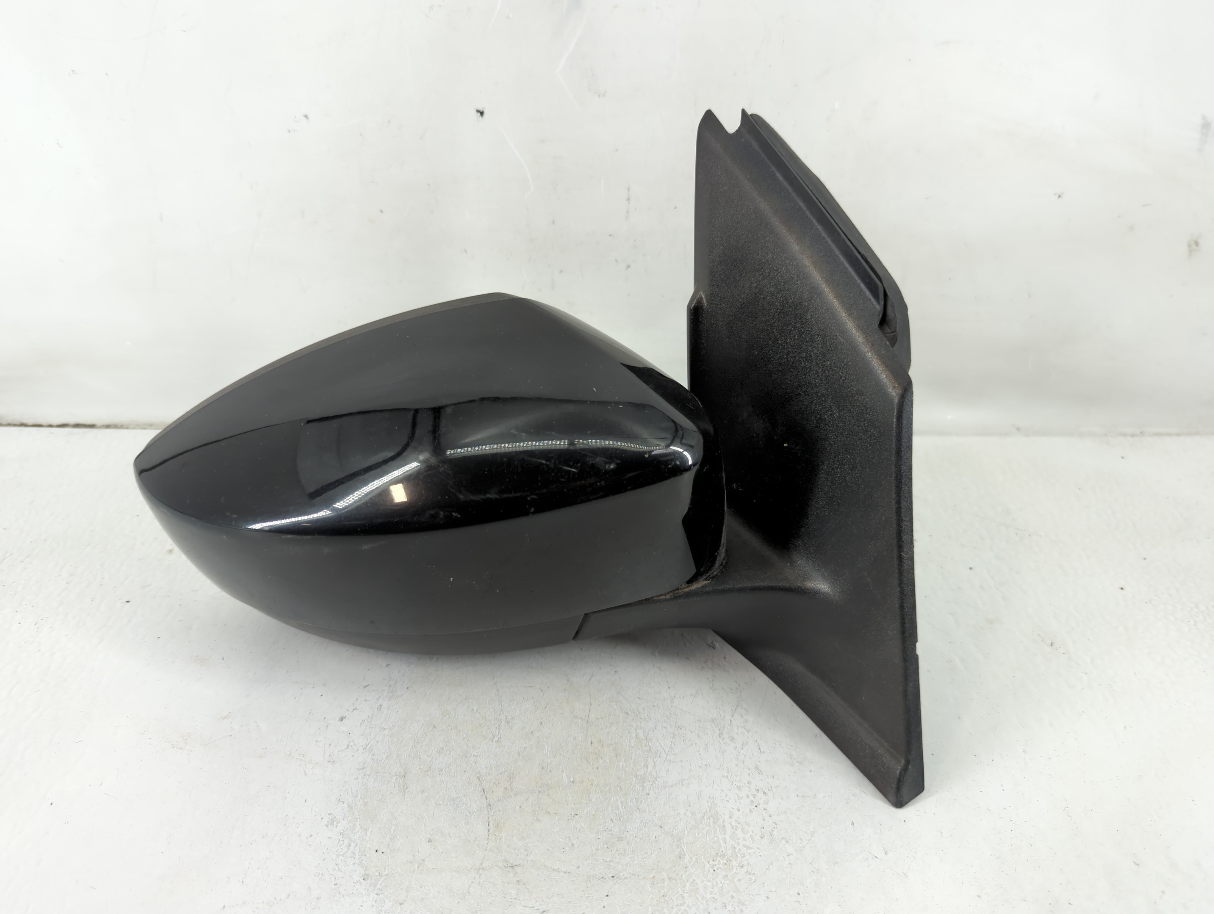 2017-2019 Ford Escape Passenger Right Side View Power Door Mirror Black 1112052 - Oemusedautoparts1.com