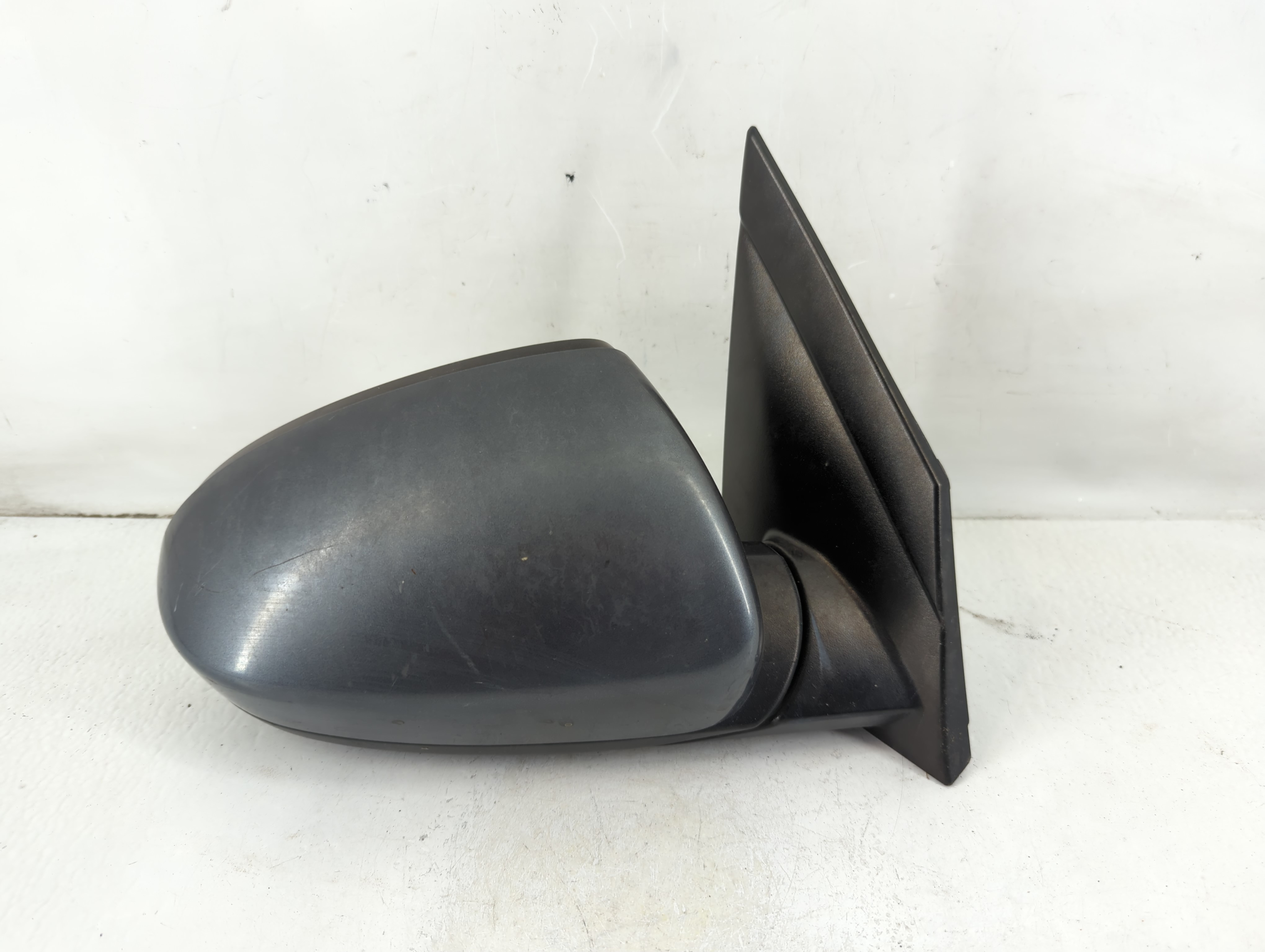 2017 Hyundai Tucson Passenger Right Side View Power Door Mirror Grey 1112055 - Oemusedautoparts1.com