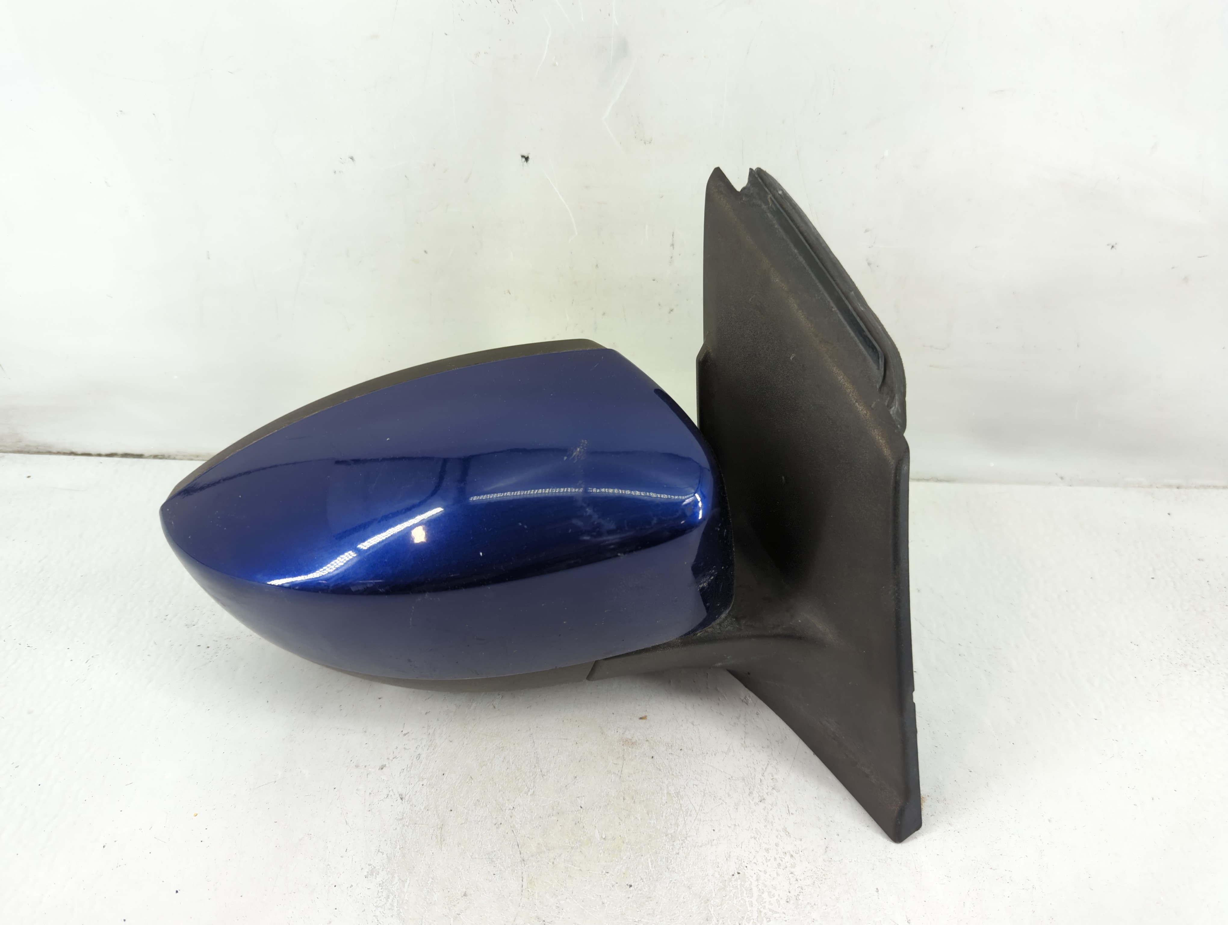 2013-2016 Ford Escape Passenger Right Side View Power Door Mirror Blue 1112093 - Oemusedautoparts1.com