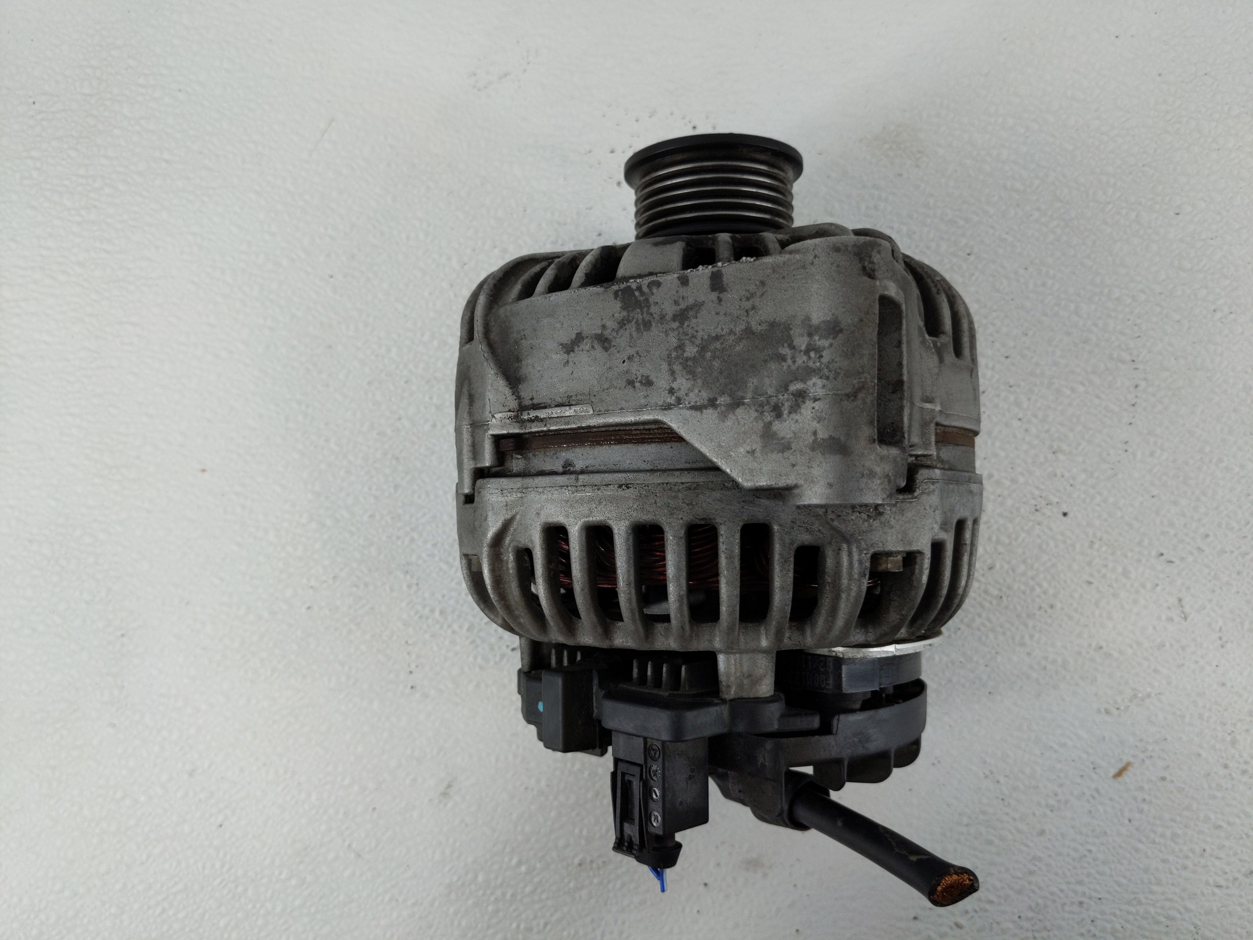 2003 Mercedes-benz Clk500 Alternator Generator Charging Assembly Engine Oem 1112103 - Oemusedautoparts1.com
