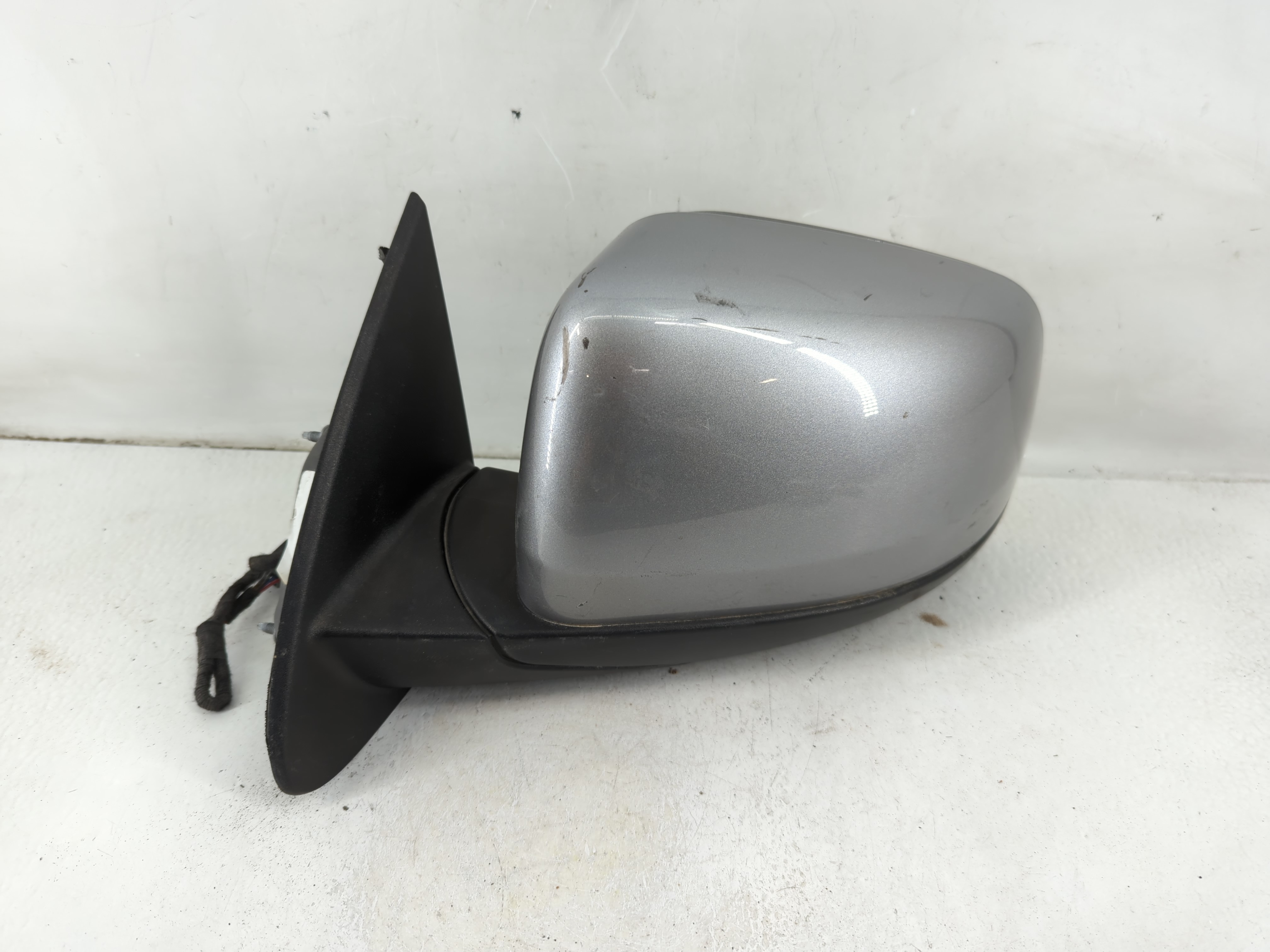 2011-2022 Dodge Durango Driver Left Side View Power Door Mirror Silver 1112118 - Oemusedautoparts1.com