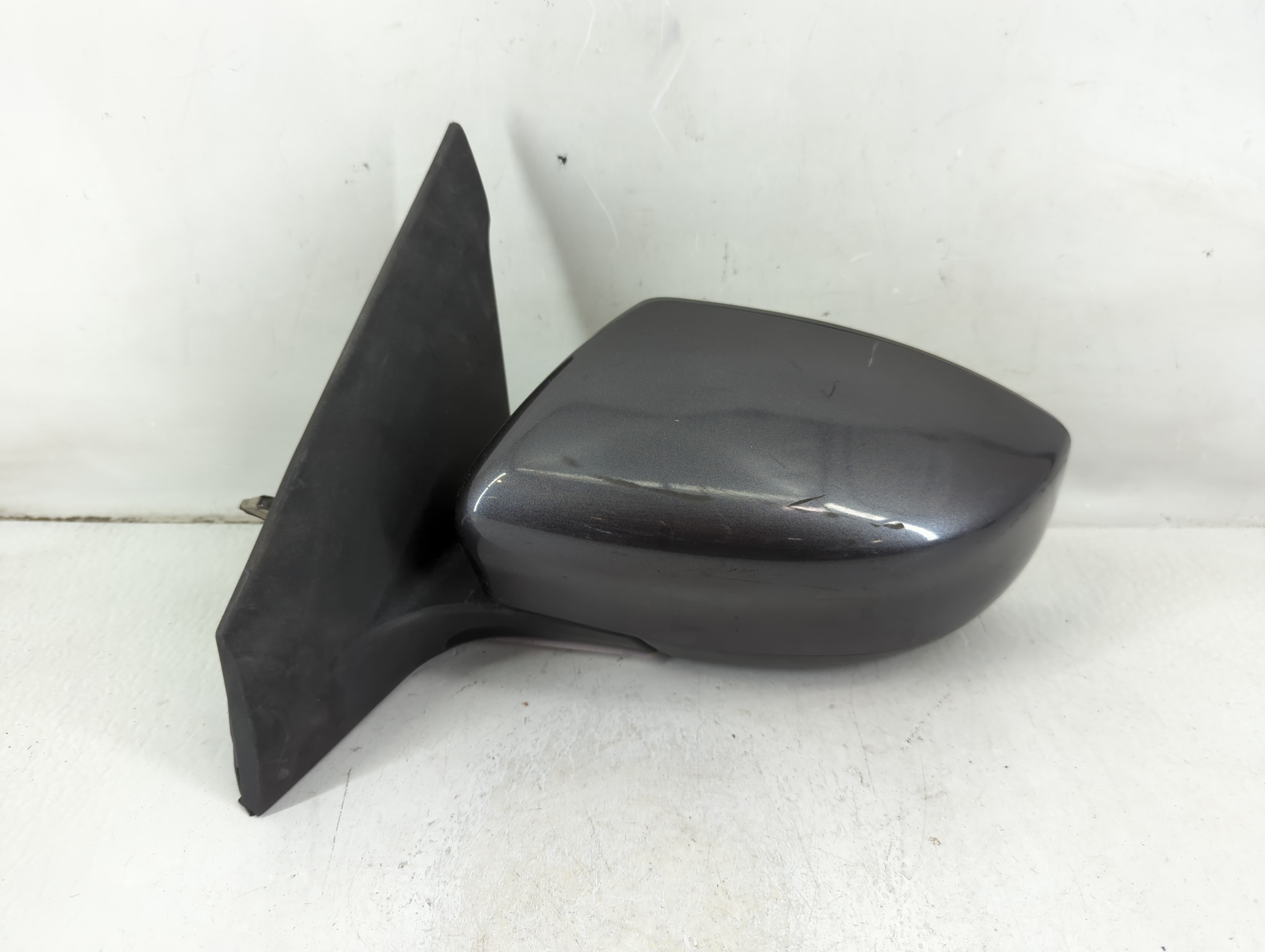 2013-2015 Nissan Sentra Driver Left Side View Power Door Mirror 1112125 - Oemusedautoparts1.com