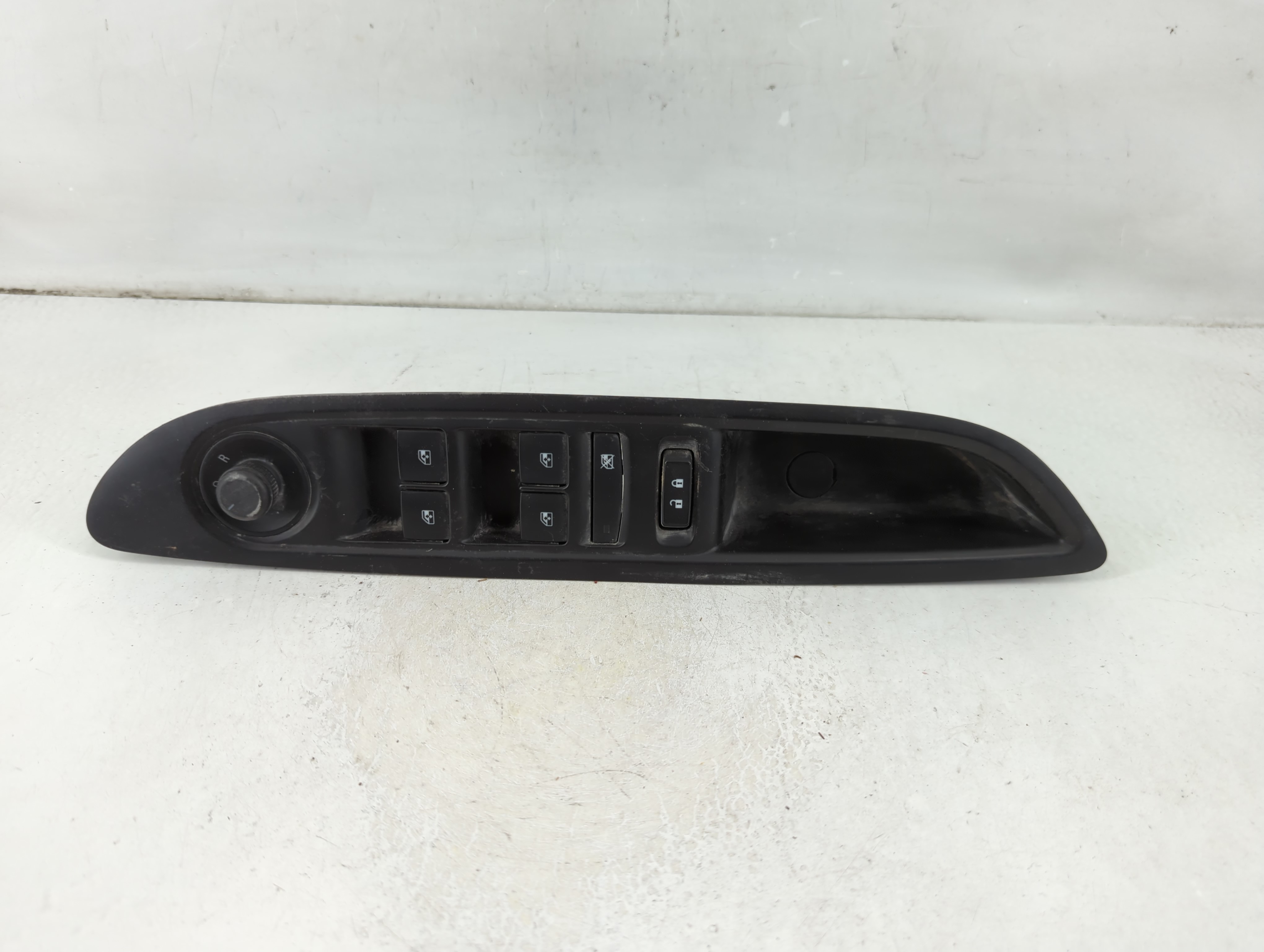 2017-2020 Buick Encore Driver Left Door Master Power Window Switch 1112130 - Oemusedautoparts1.com